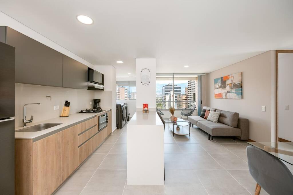 Amazing Apartment Panoramic View Perfect location