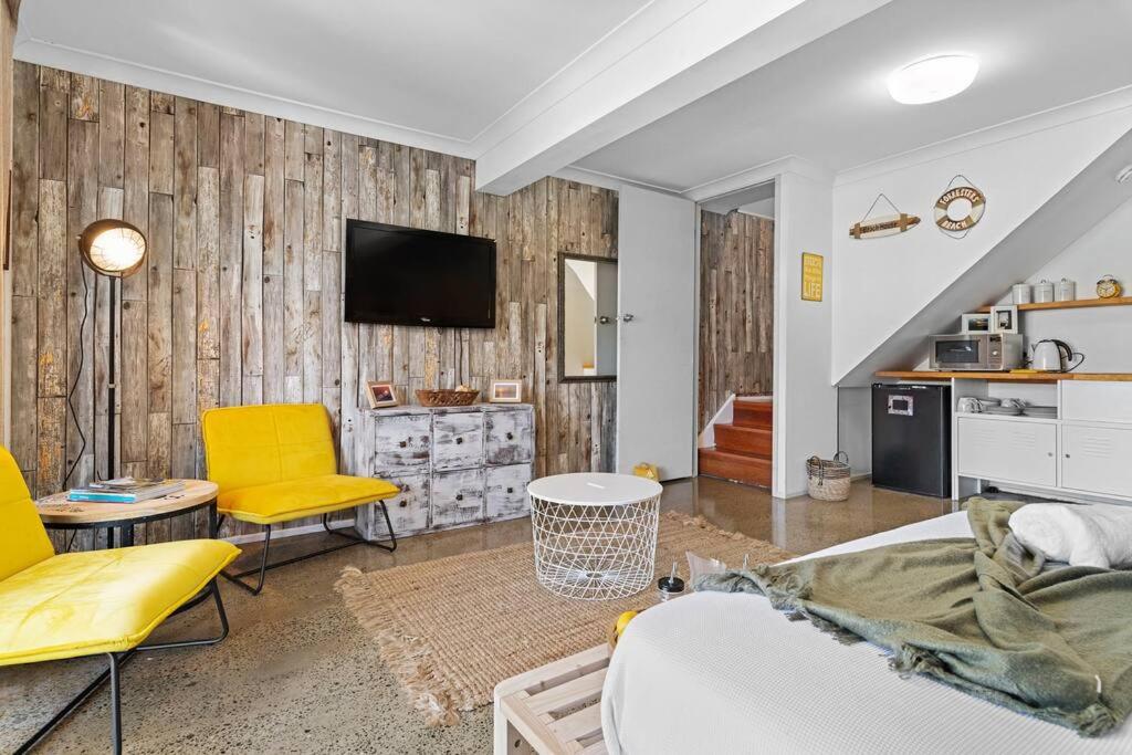 Bluewave Beach Getaway