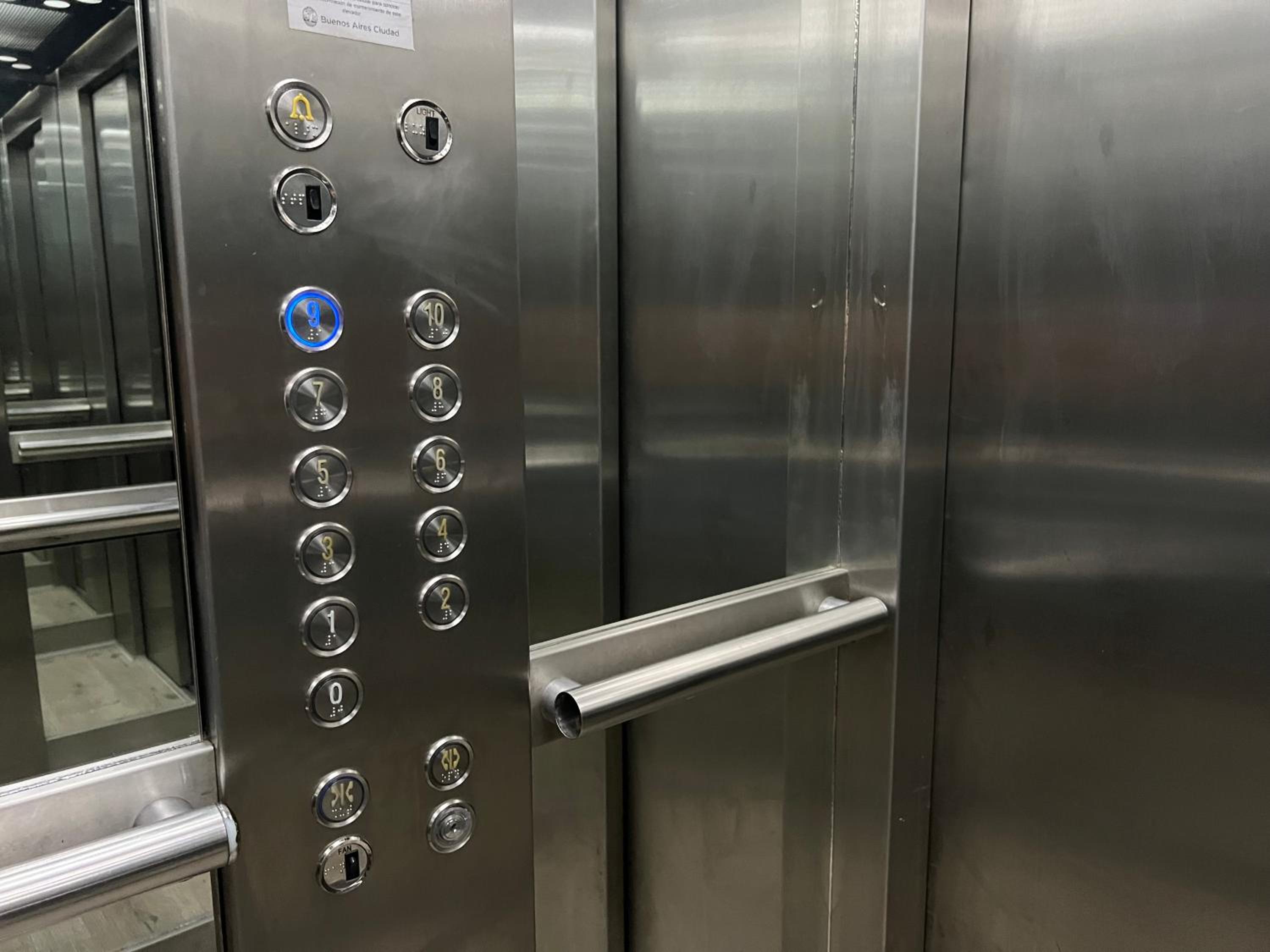 Increíble Ubicación Recoleta con ingreso automático