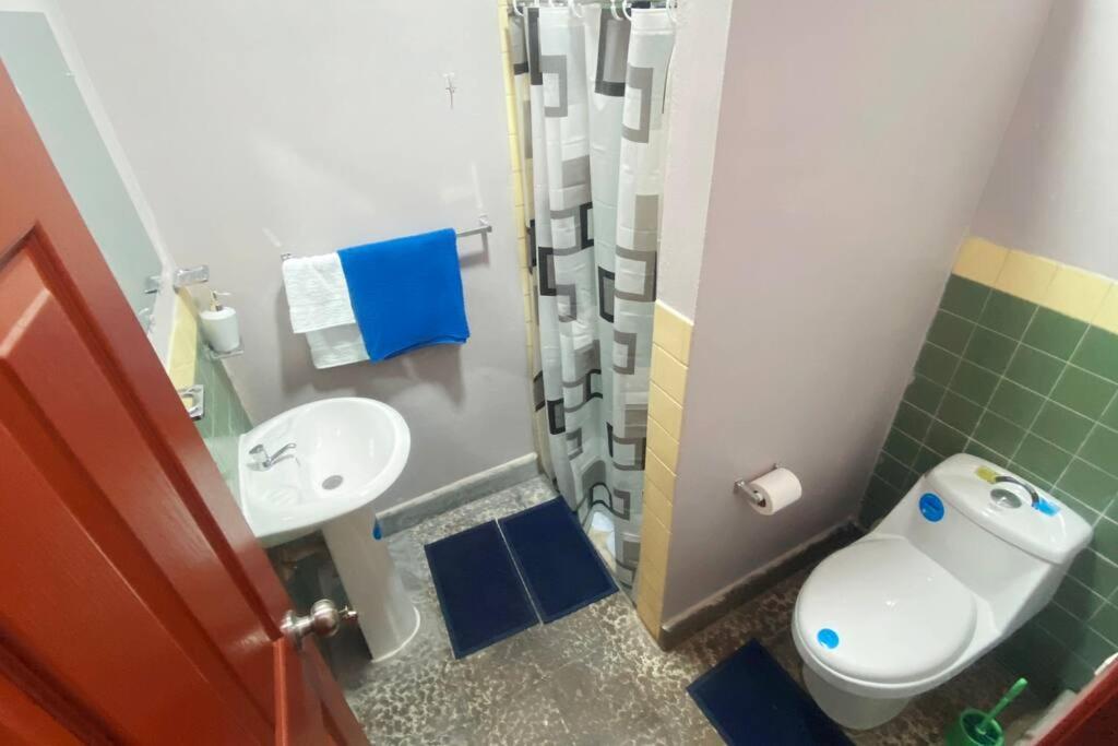 Spacious Home W Private Parking view 5