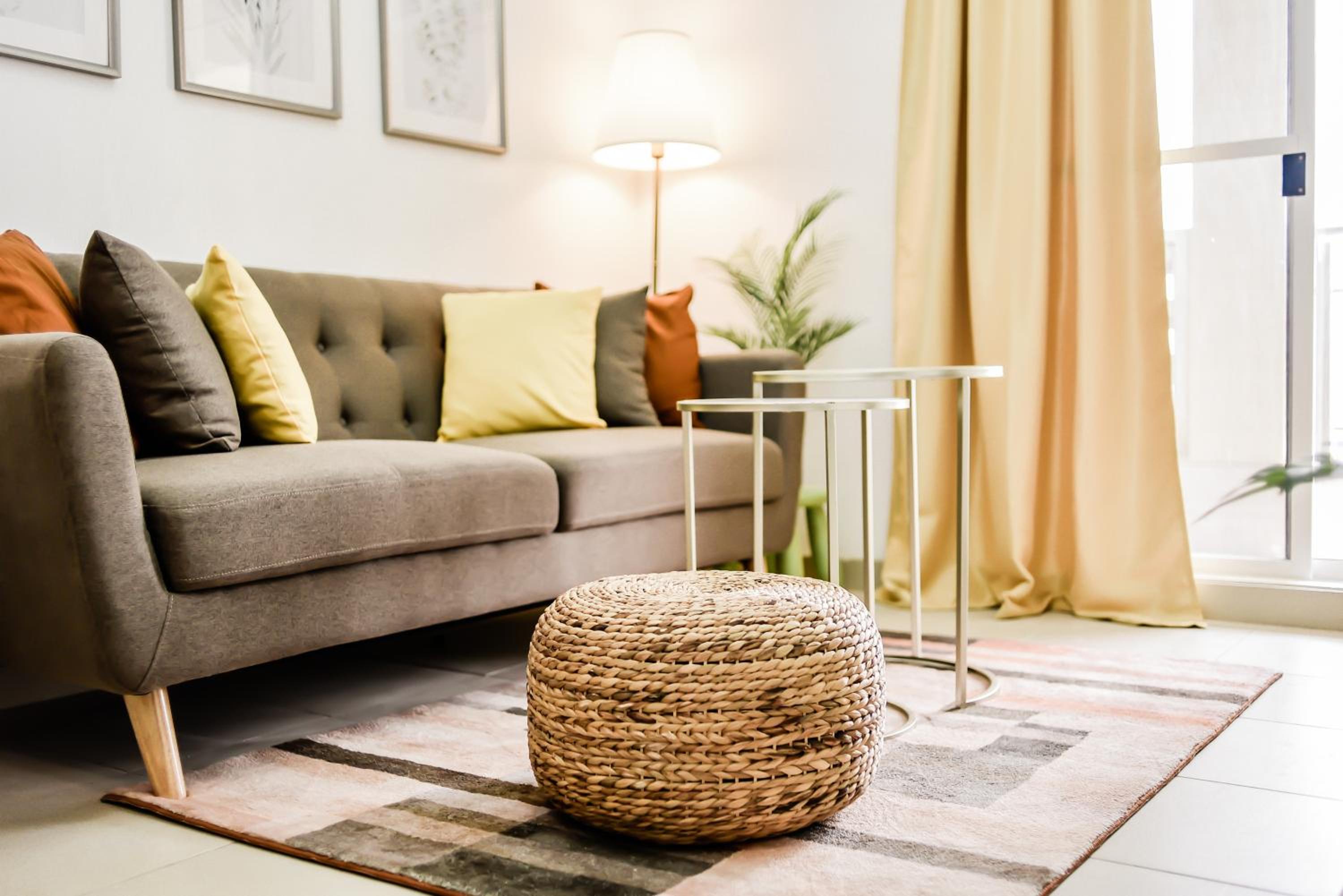 Excellent Location 2 BDRM Homey Wifi Near Airport view 2