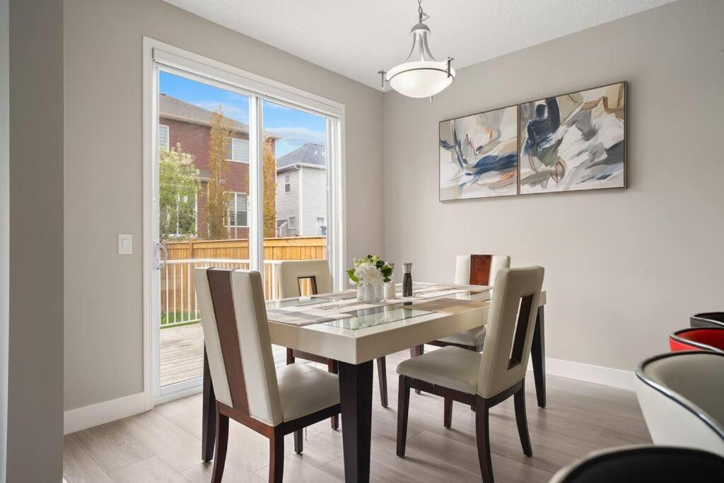 A beautiful home in Airdrie