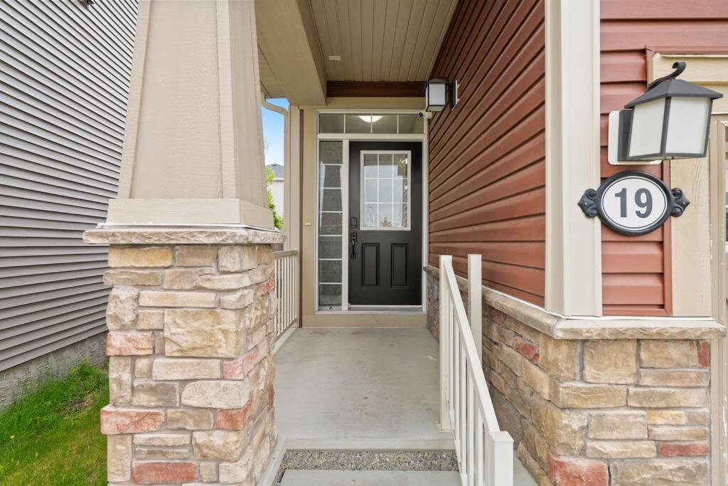 A beautiful home in Airdrie