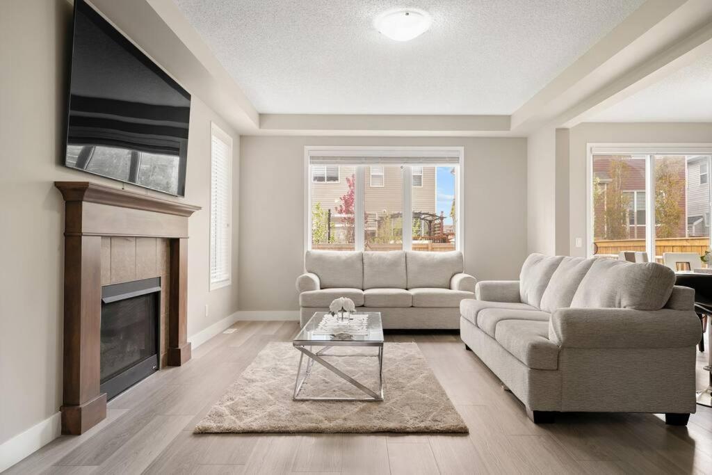 A beautiful home in Airdrie