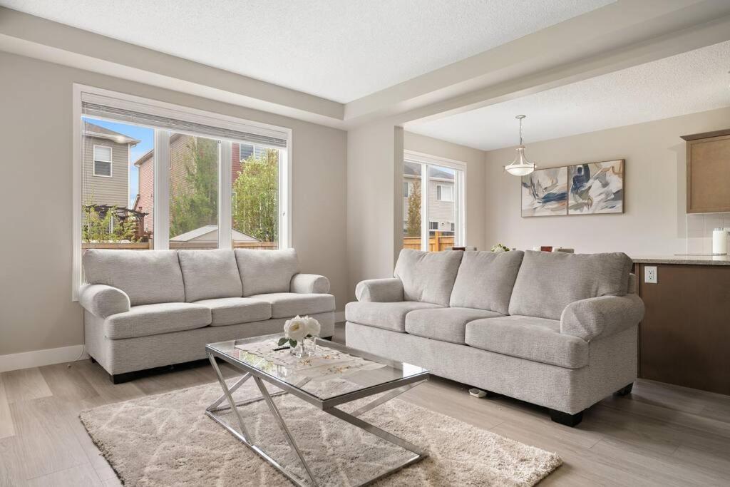 A beautiful home in Airdrie