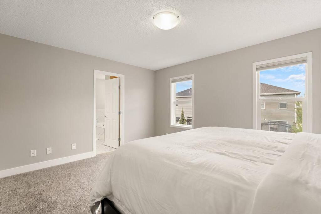 A beautiful home in Airdrie