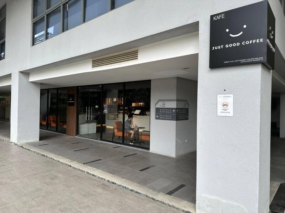 Vivo Soho Suite-5pax-Next to Midvalley, KL center