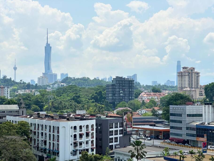 Vivo Soho Suite-5pax-Next to Midvalley, KL center