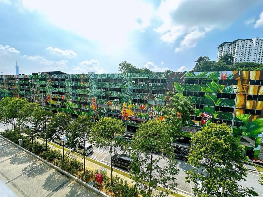 Vivo Soho Suite-5pax-Next to Midvalley, KL center