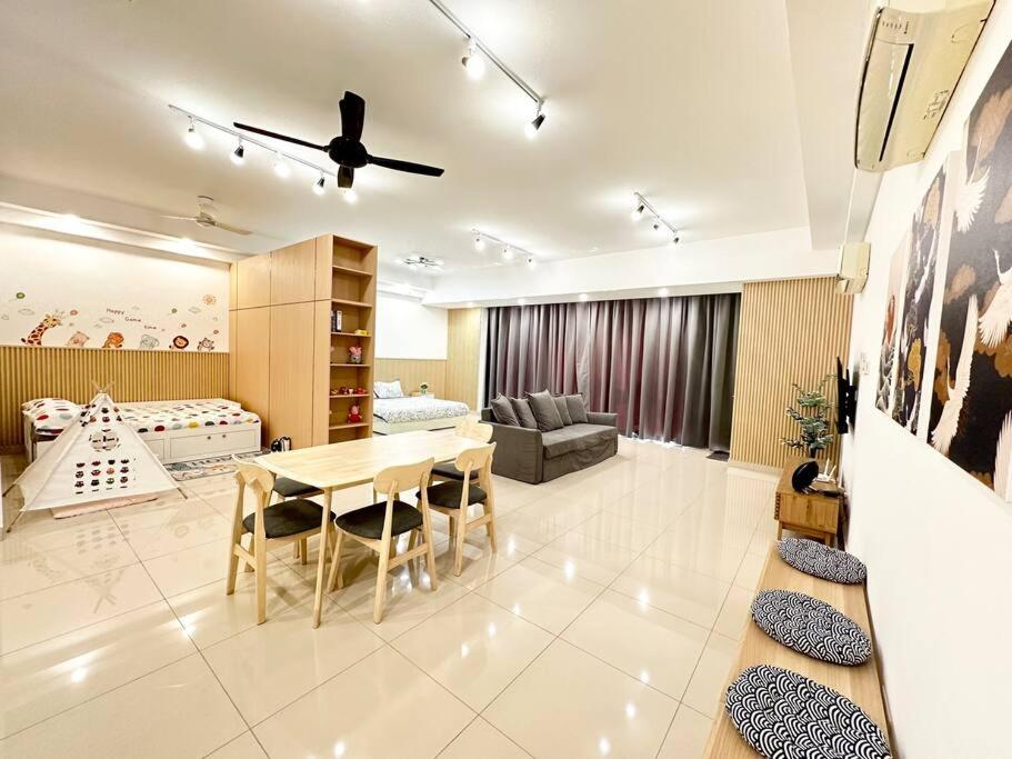 Vivo Soho Suite-5pax-Next to Midvalley, KL center