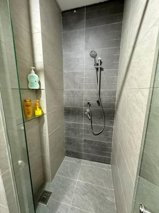 Vivo Soho Suite-5pax-Next to Midvalley, KL center