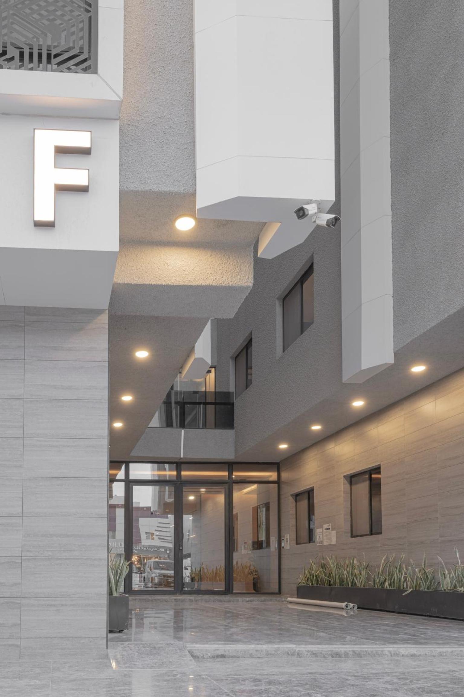IDBOS - Luxury Apartment