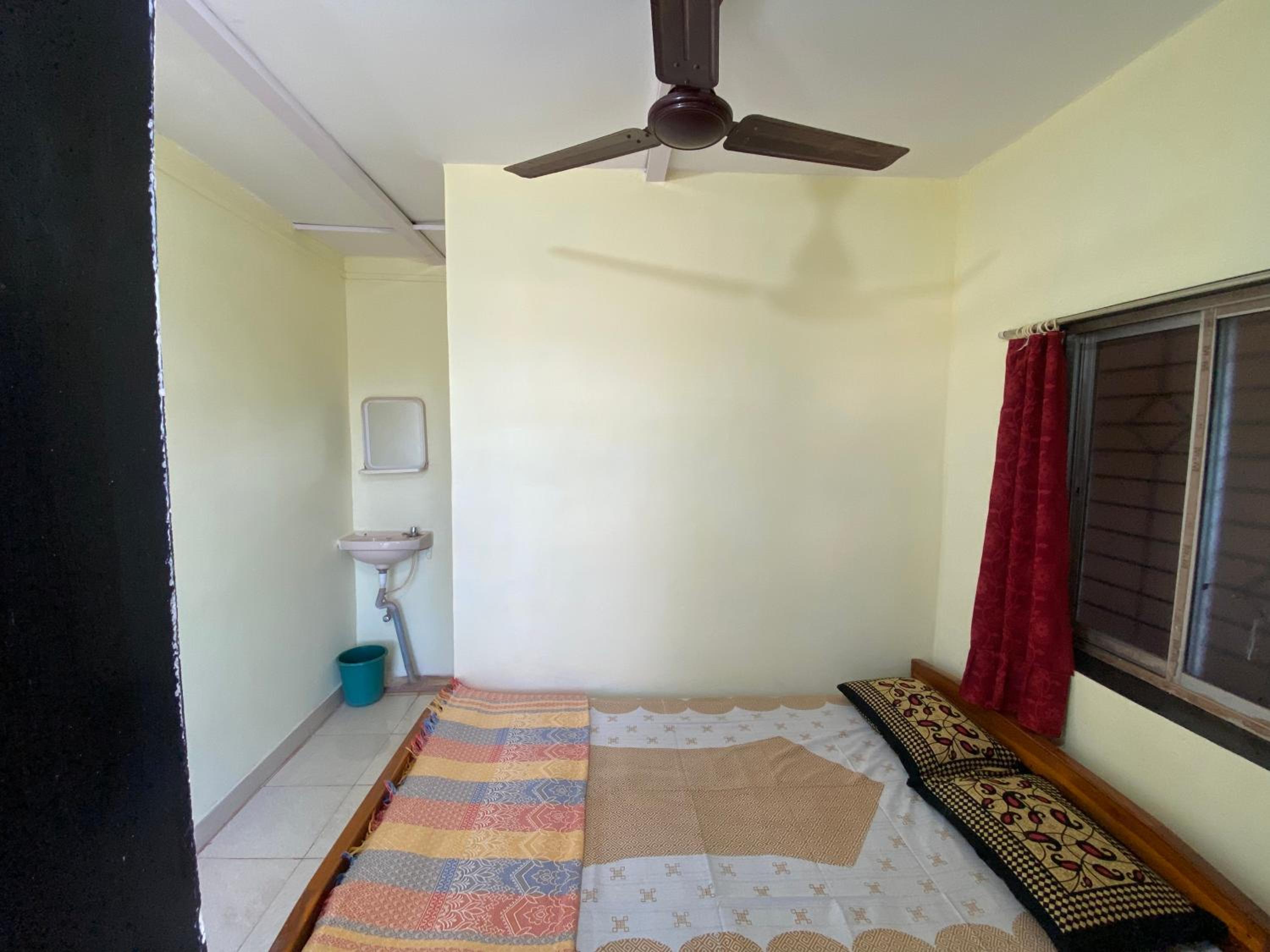 Hotel AVIRAJ NIVAS