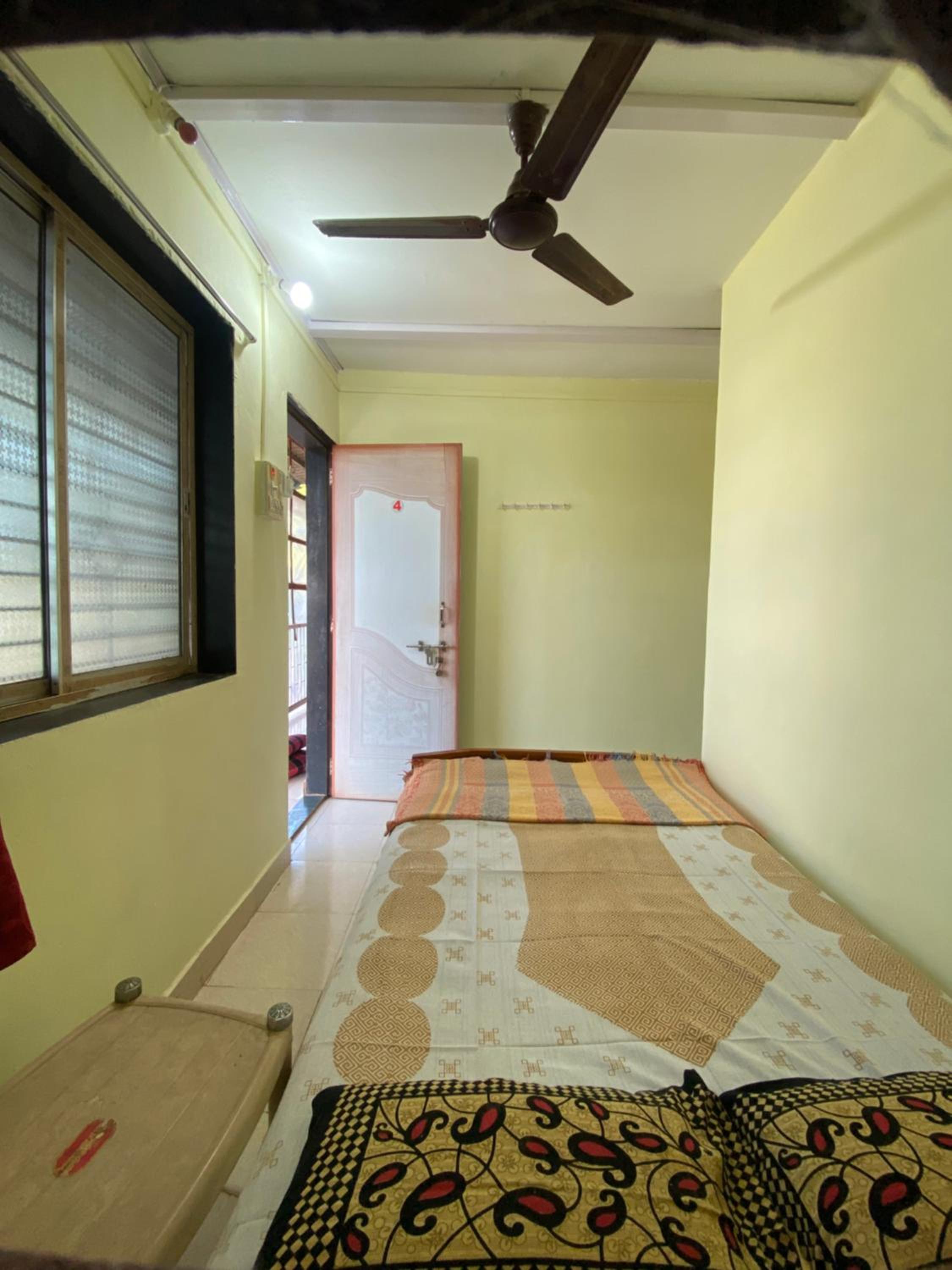 Hotel AVIRAJ NIVAS