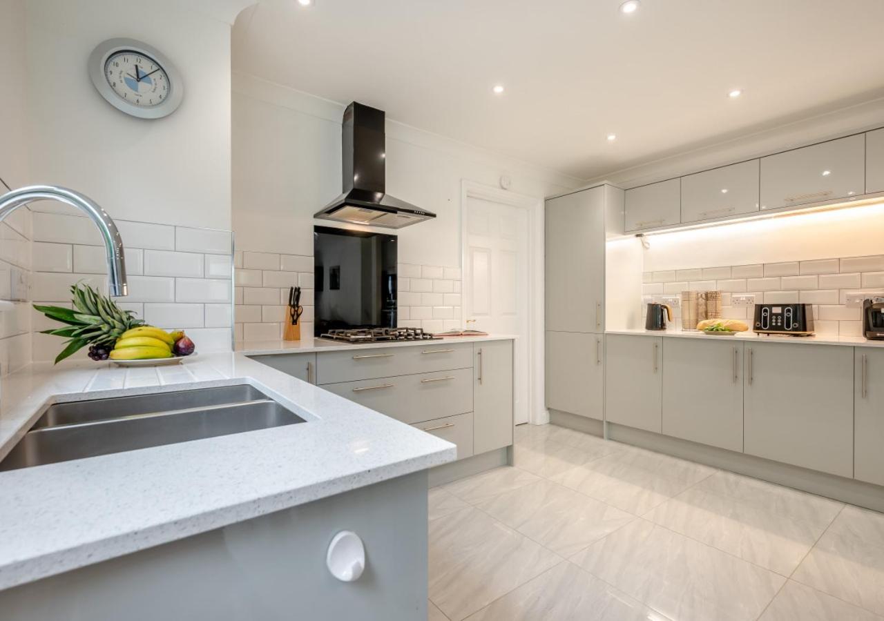 4 Bed in Newquay oc-b29882