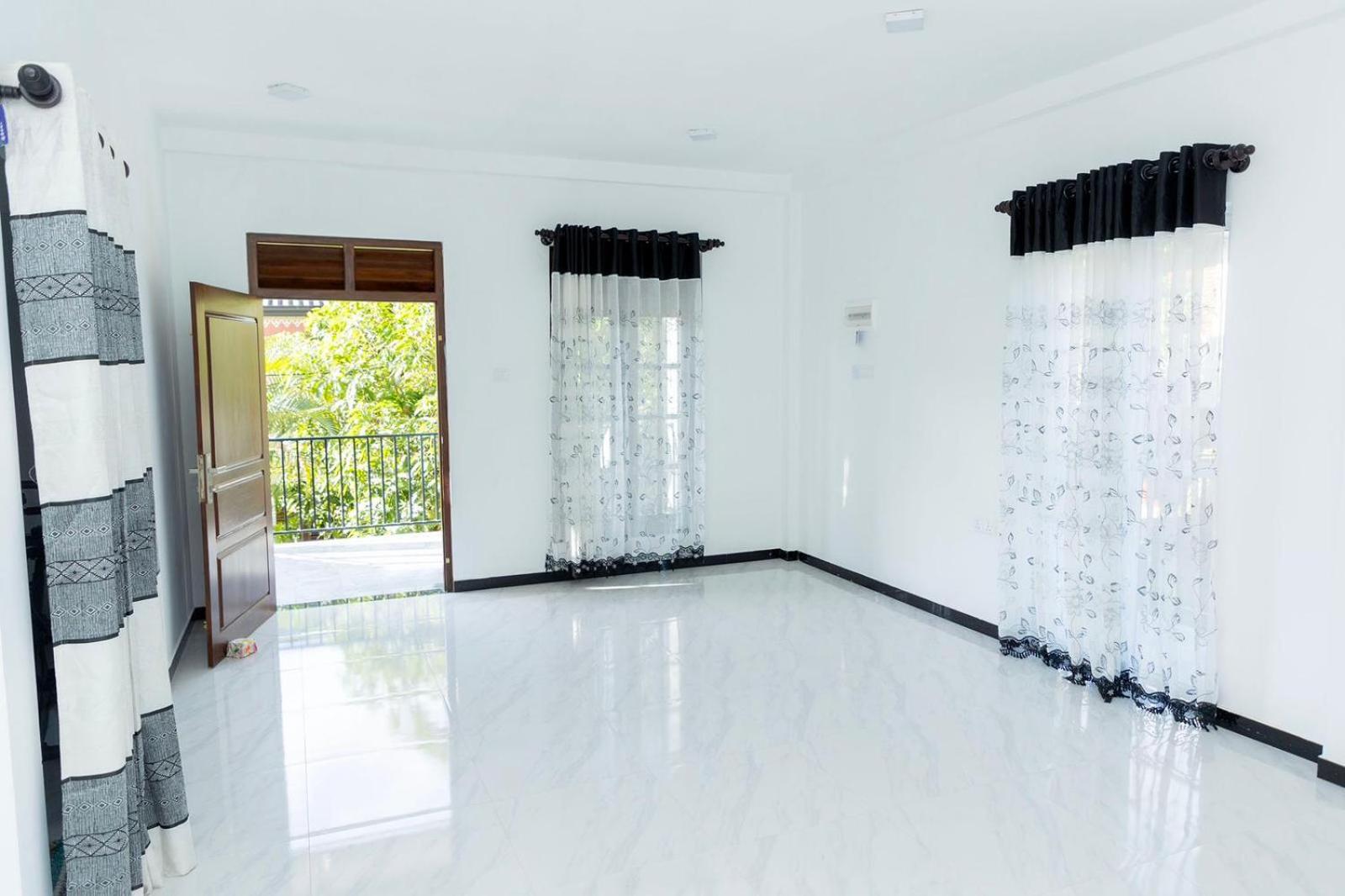 LEO INn GALLE