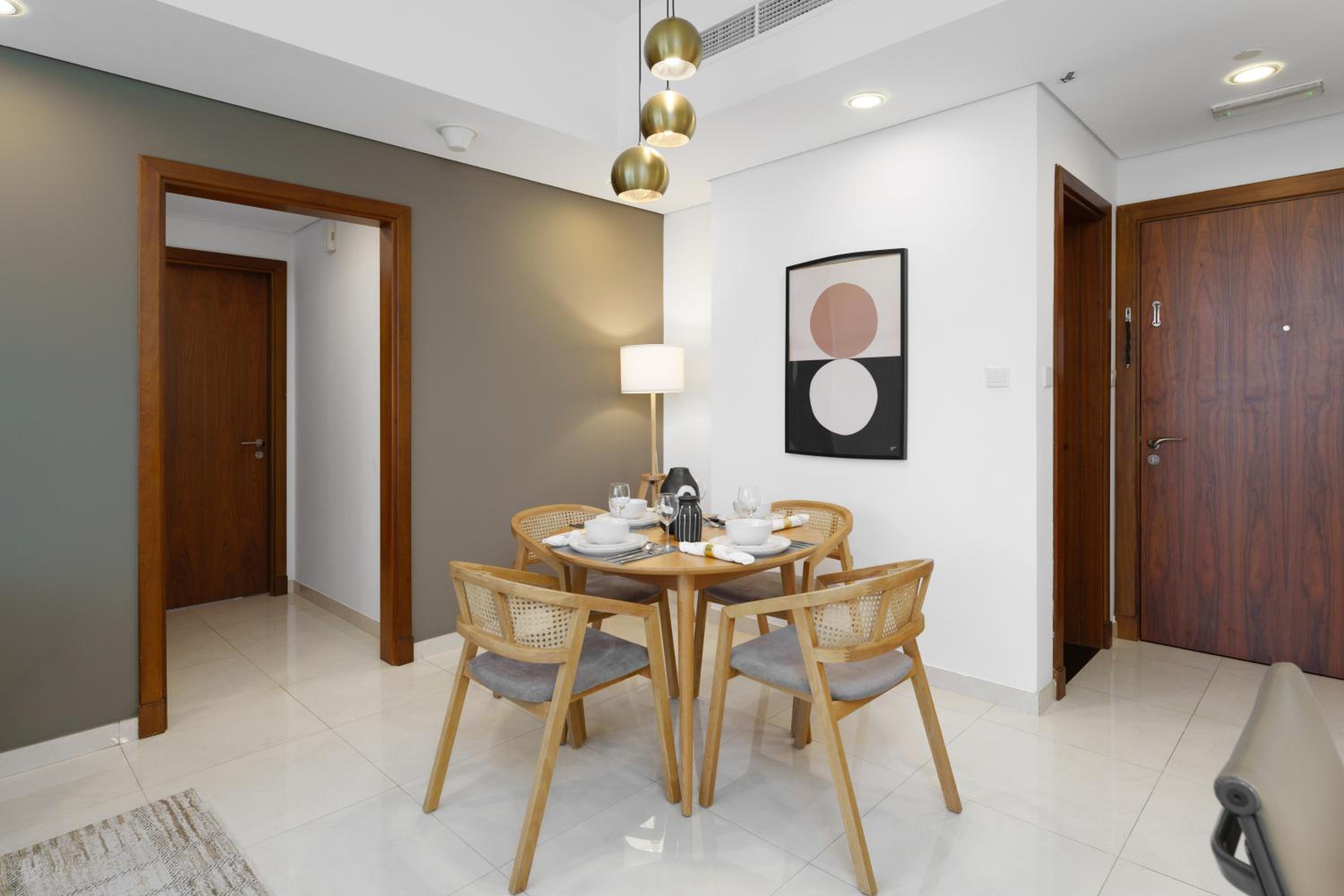 Maison Privee - Modern Business Bay Retreat with Dubai Canal Views