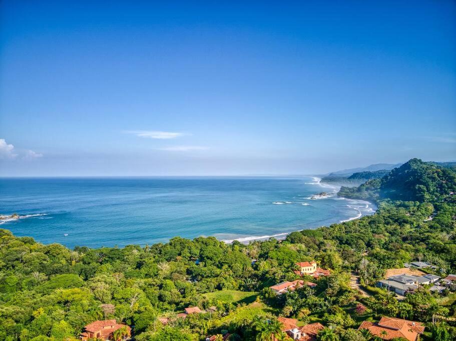 Luxury Villa krystianalexander13 at yah oo c om