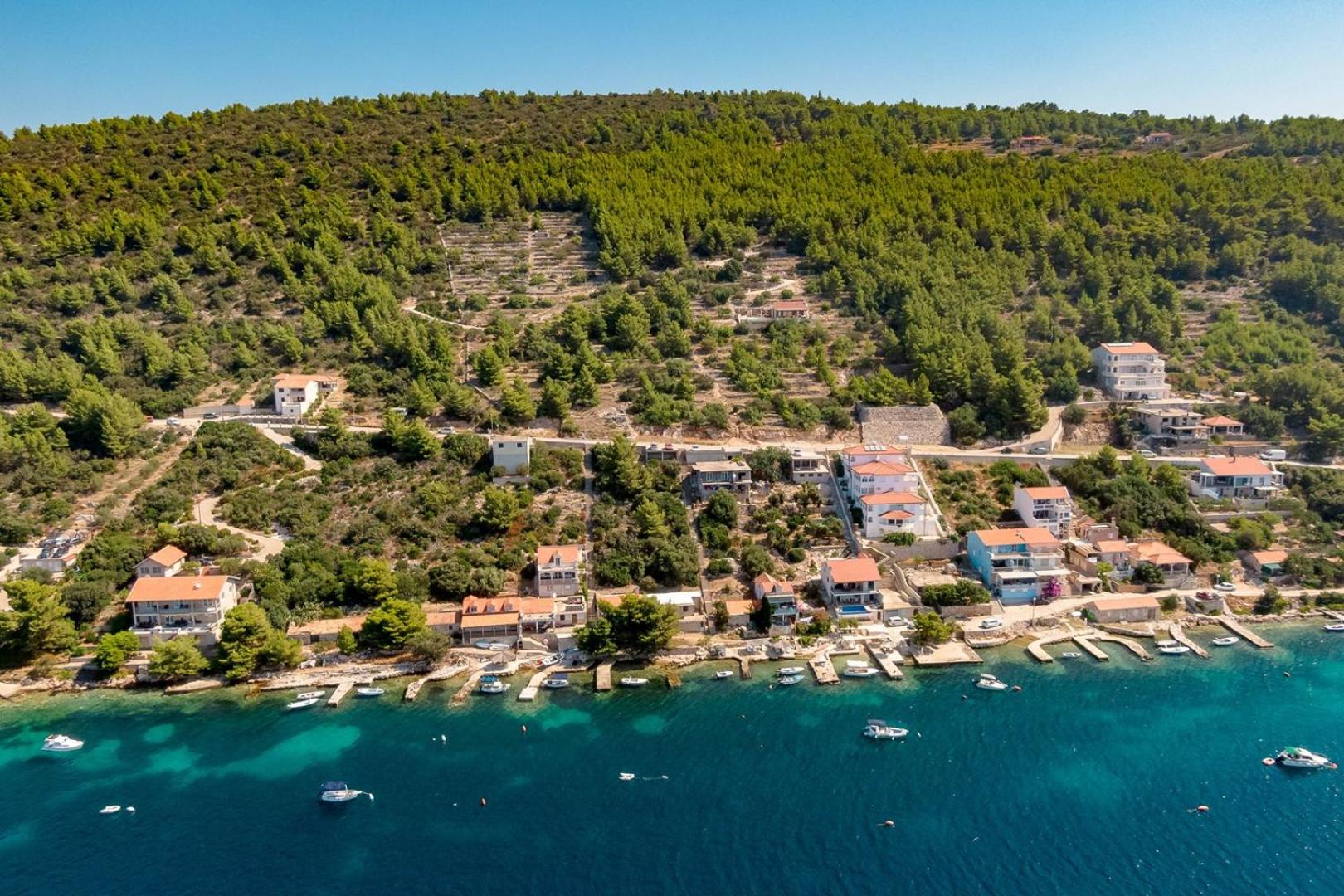 Beachfront Holiday Villa Marija - Karbuni view 4