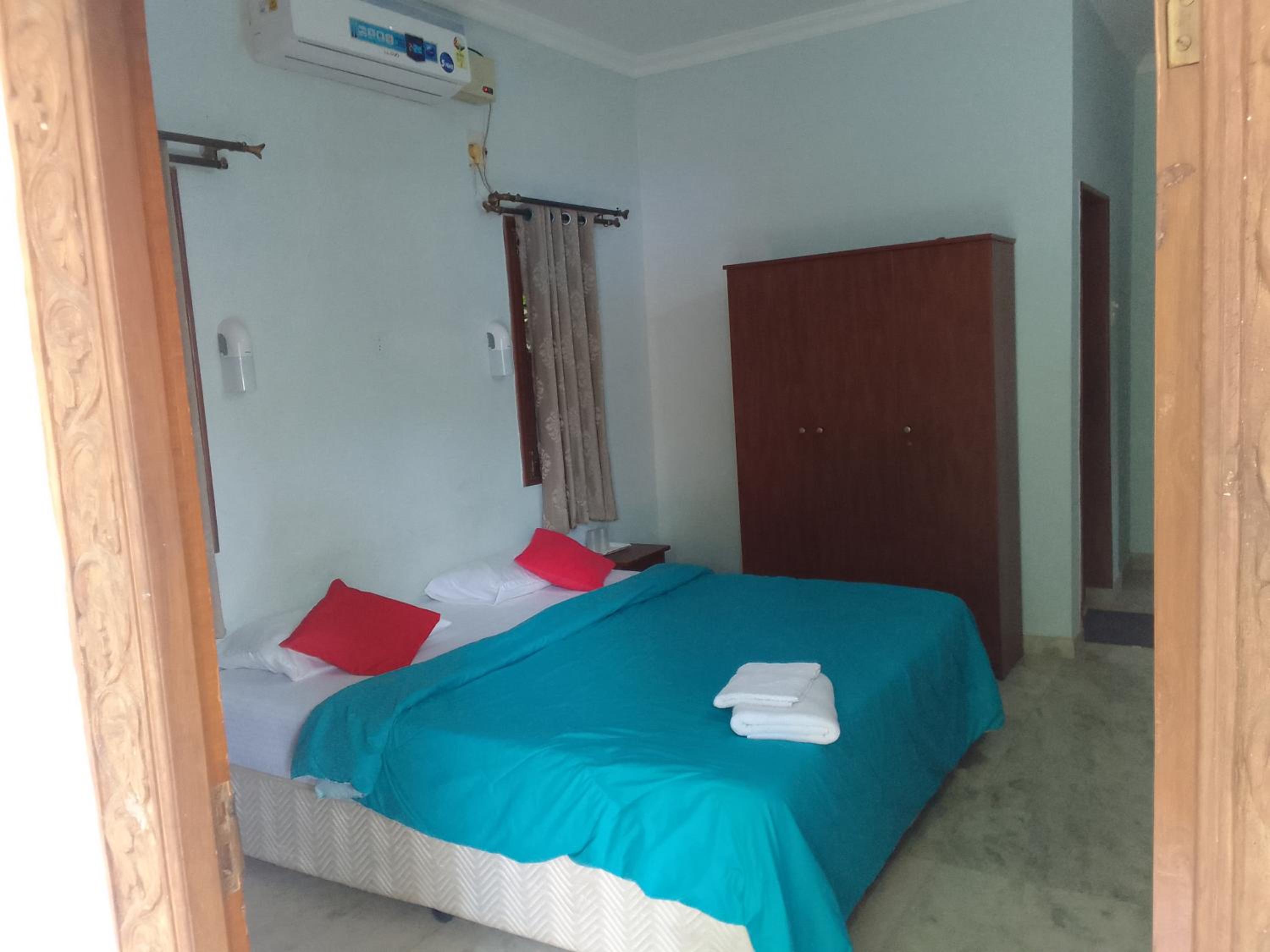 Peaceful Rooms at Pande Residency view 4
