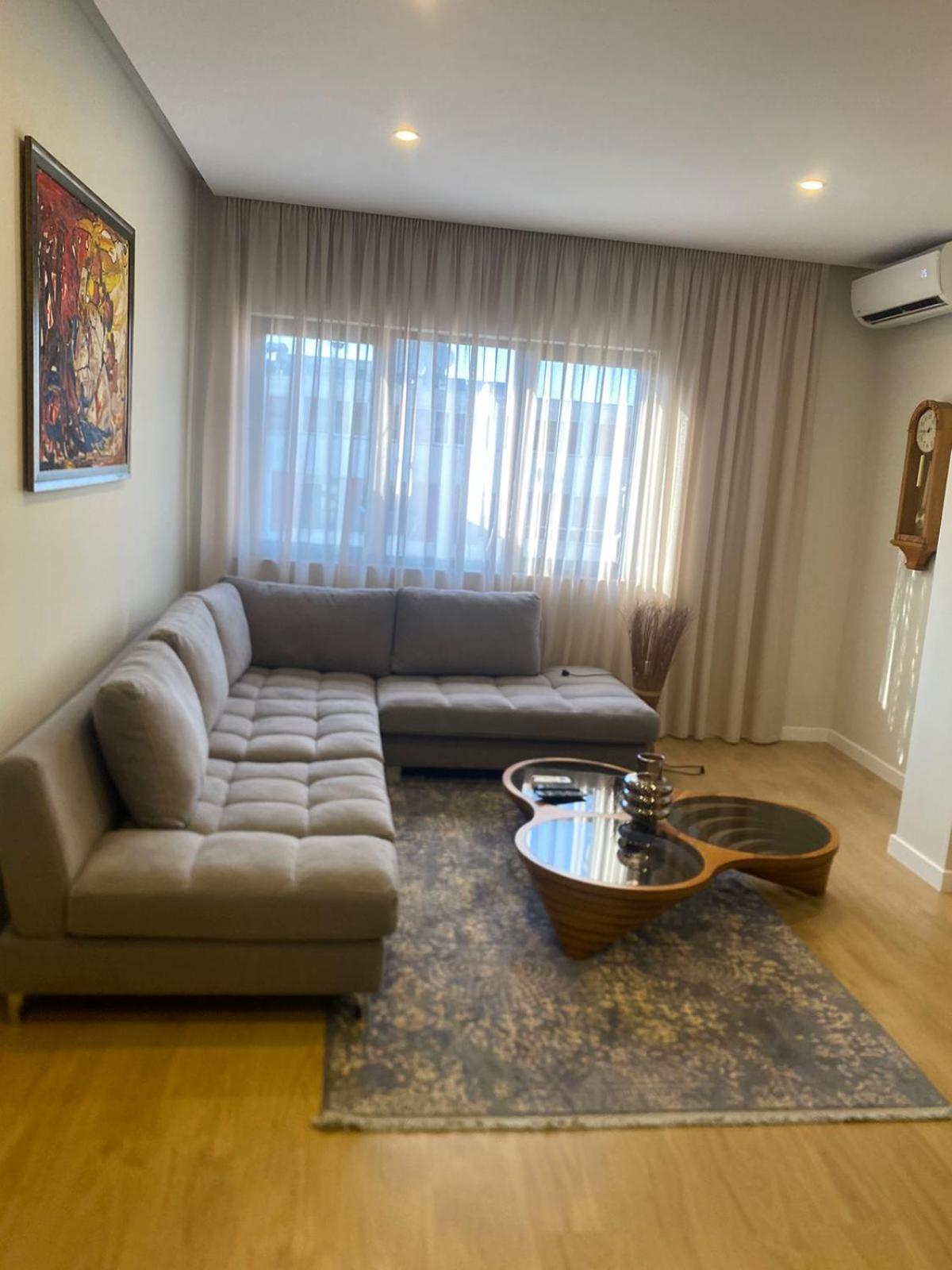 Mina Apartment