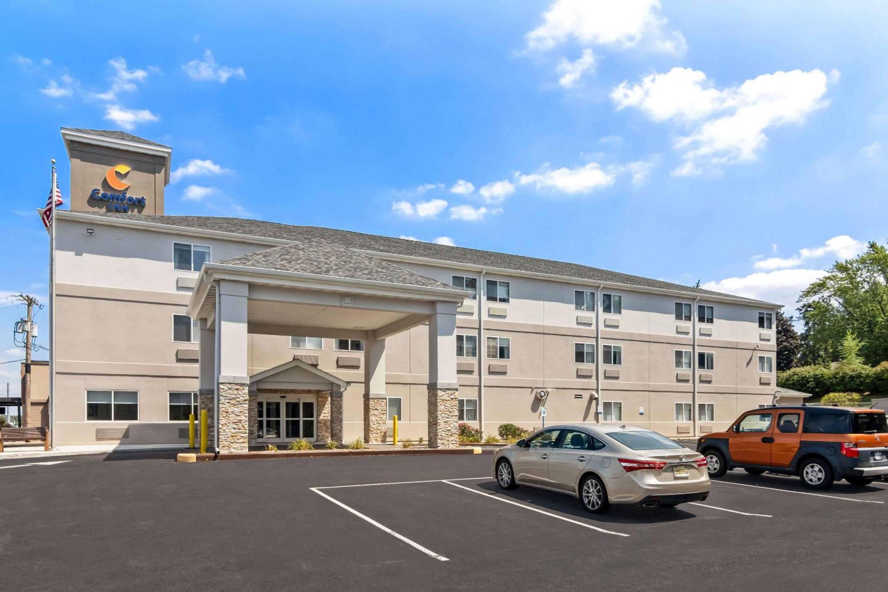 Comfort Inn Schereville view 4