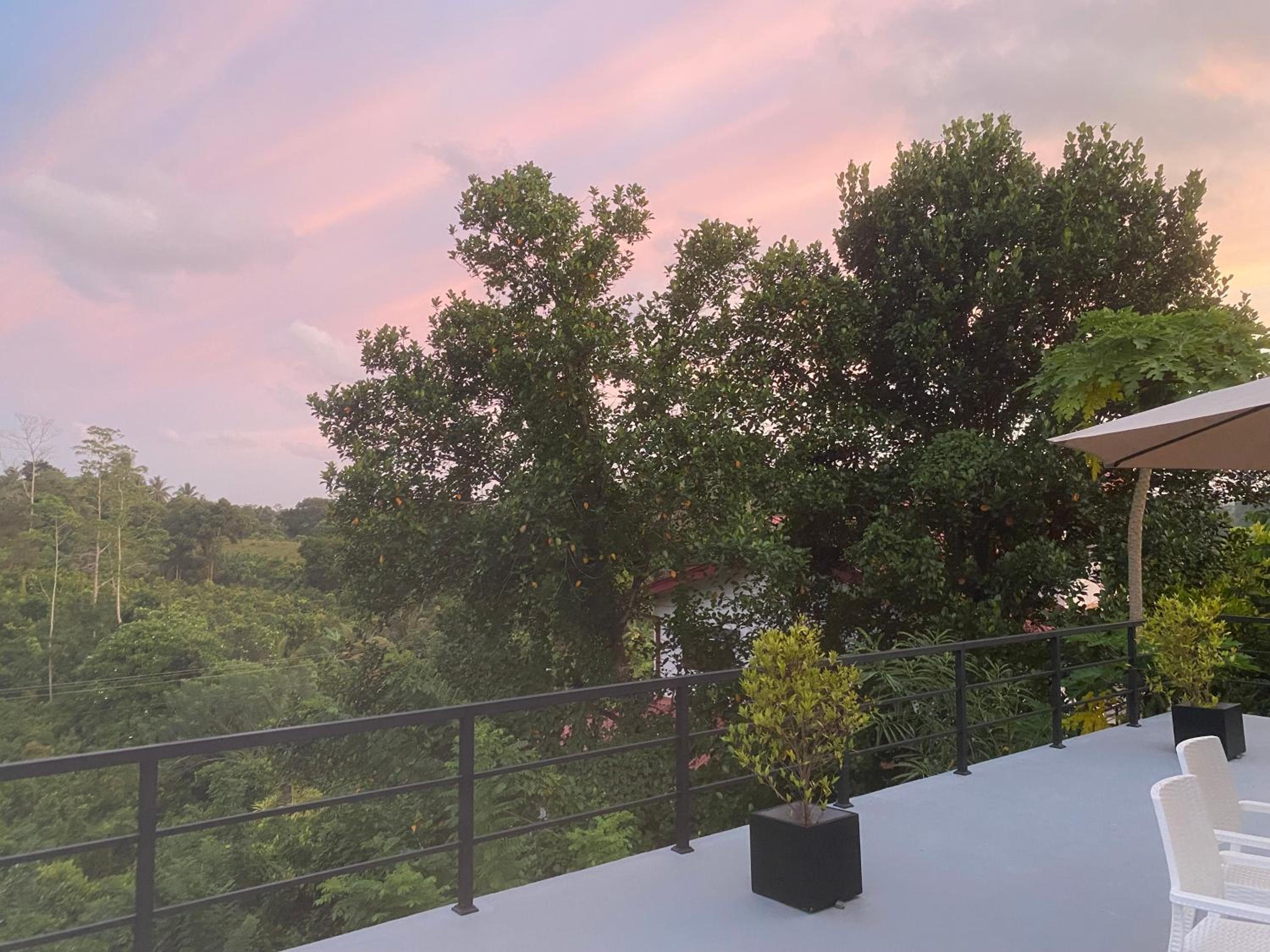 Villa Amila Induruwa Homestay