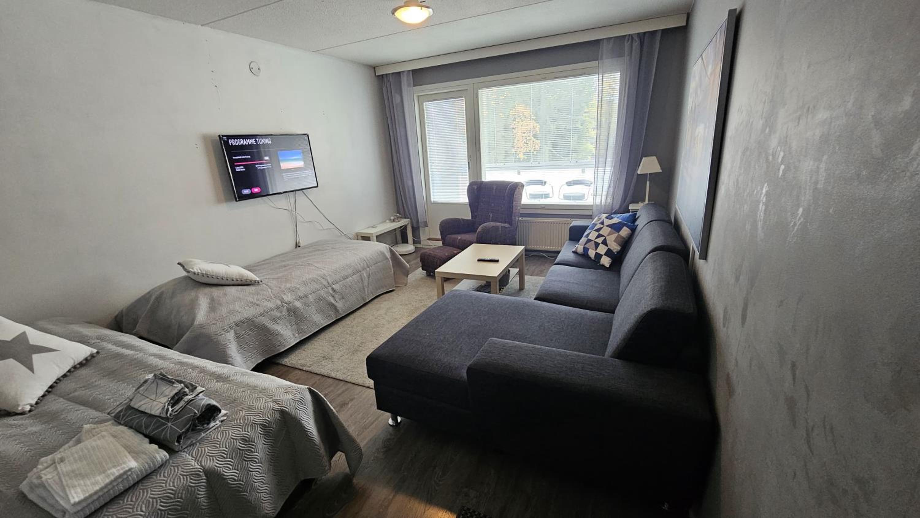 Tilava kaksio, saunalla ja sähköauton latauksella.