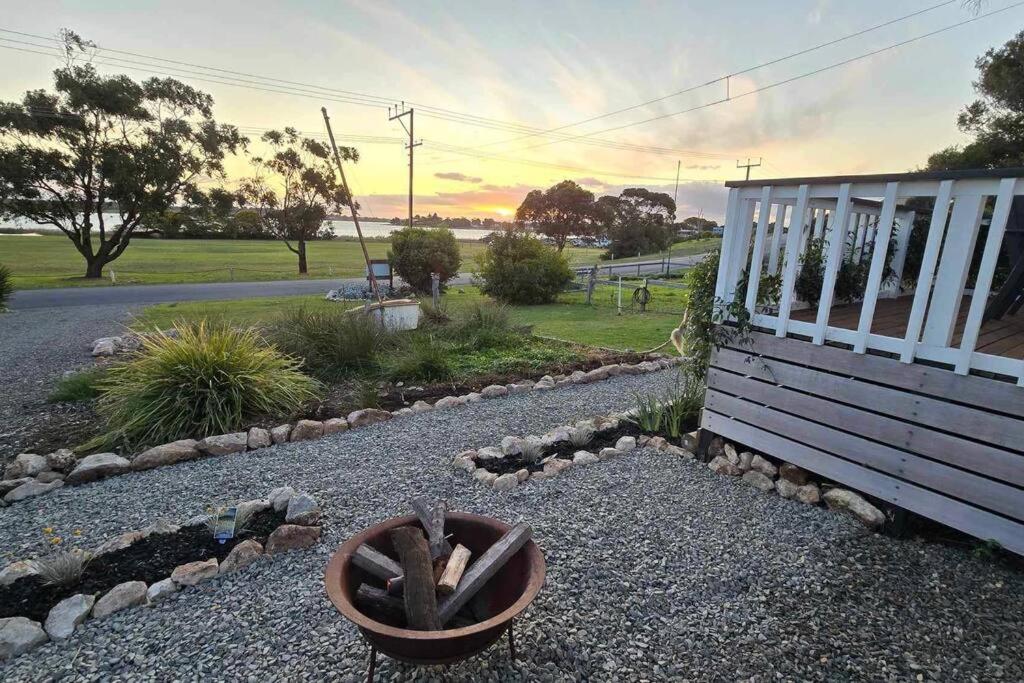 The Boathouse, a place to unwind & explore