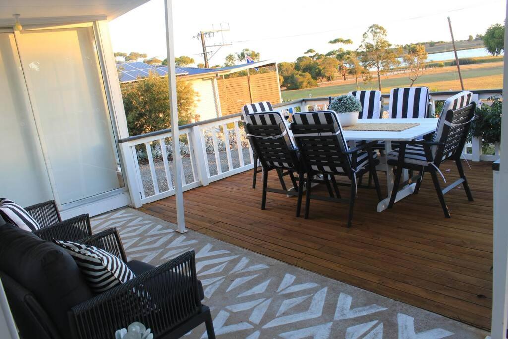 The Boathouse, a place to unwind & explore