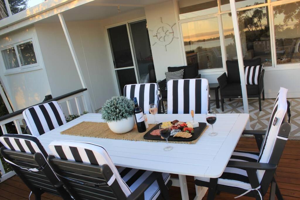 The Boathouse, a place to unwind & explore