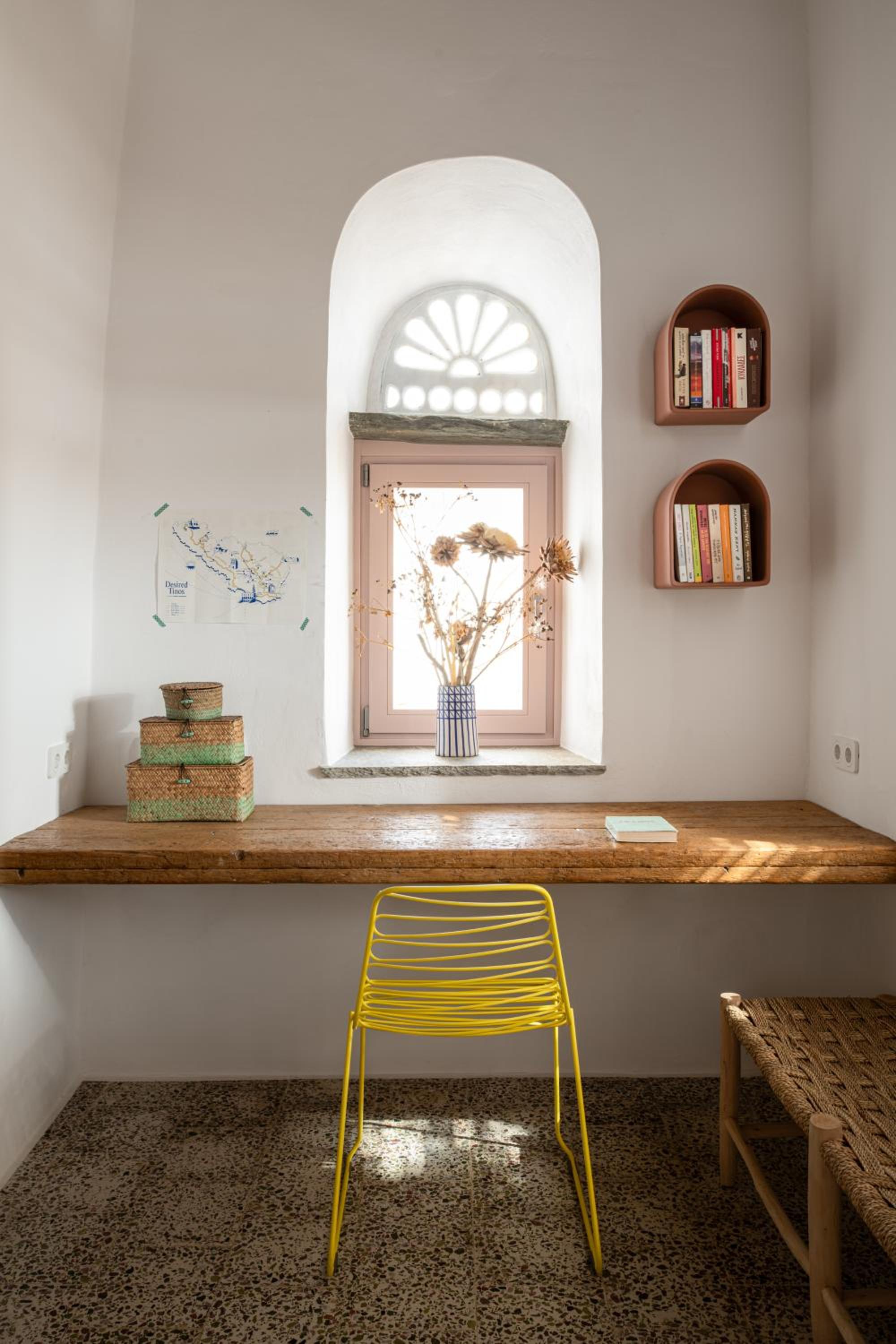 Th_eros House