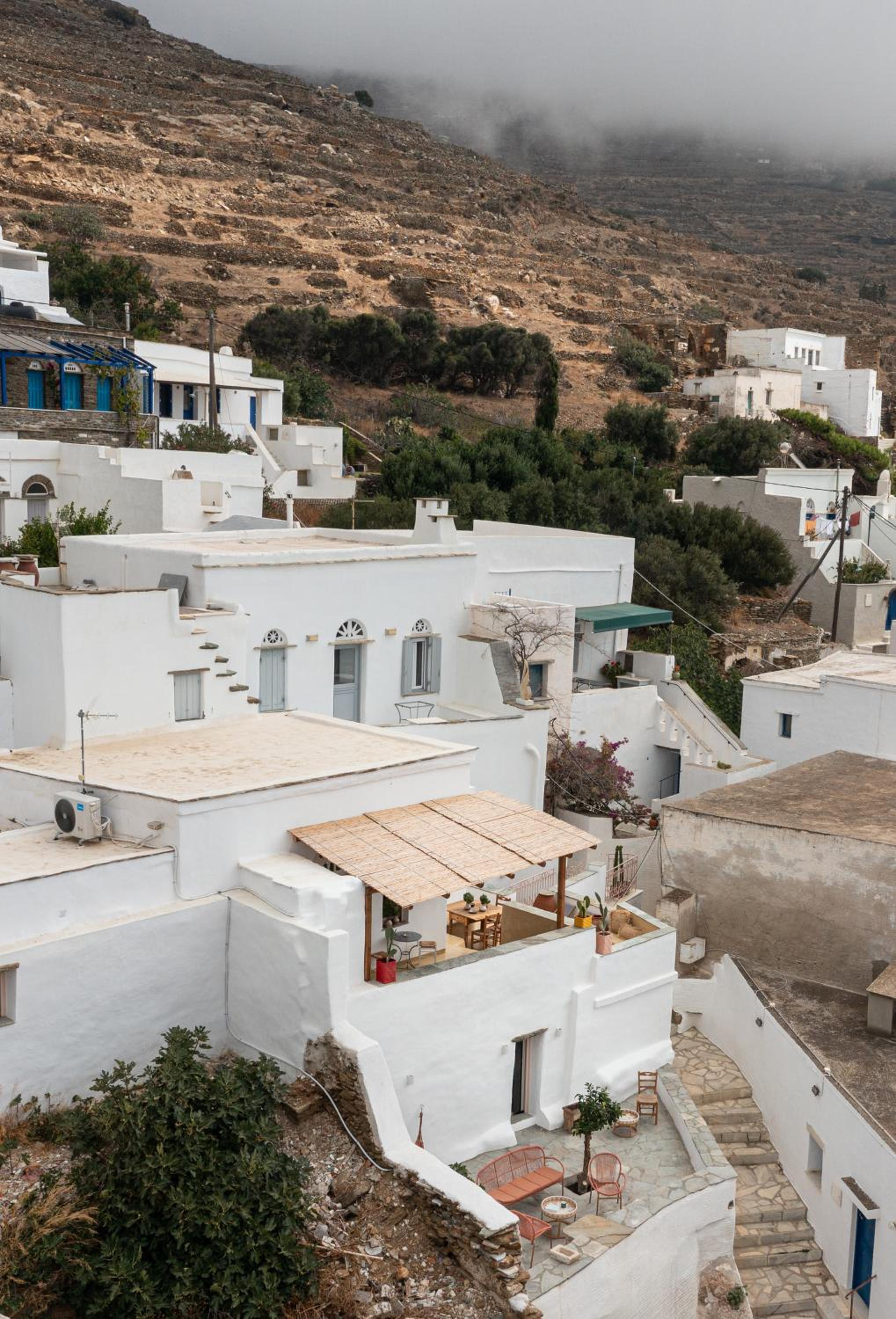Th_eros House