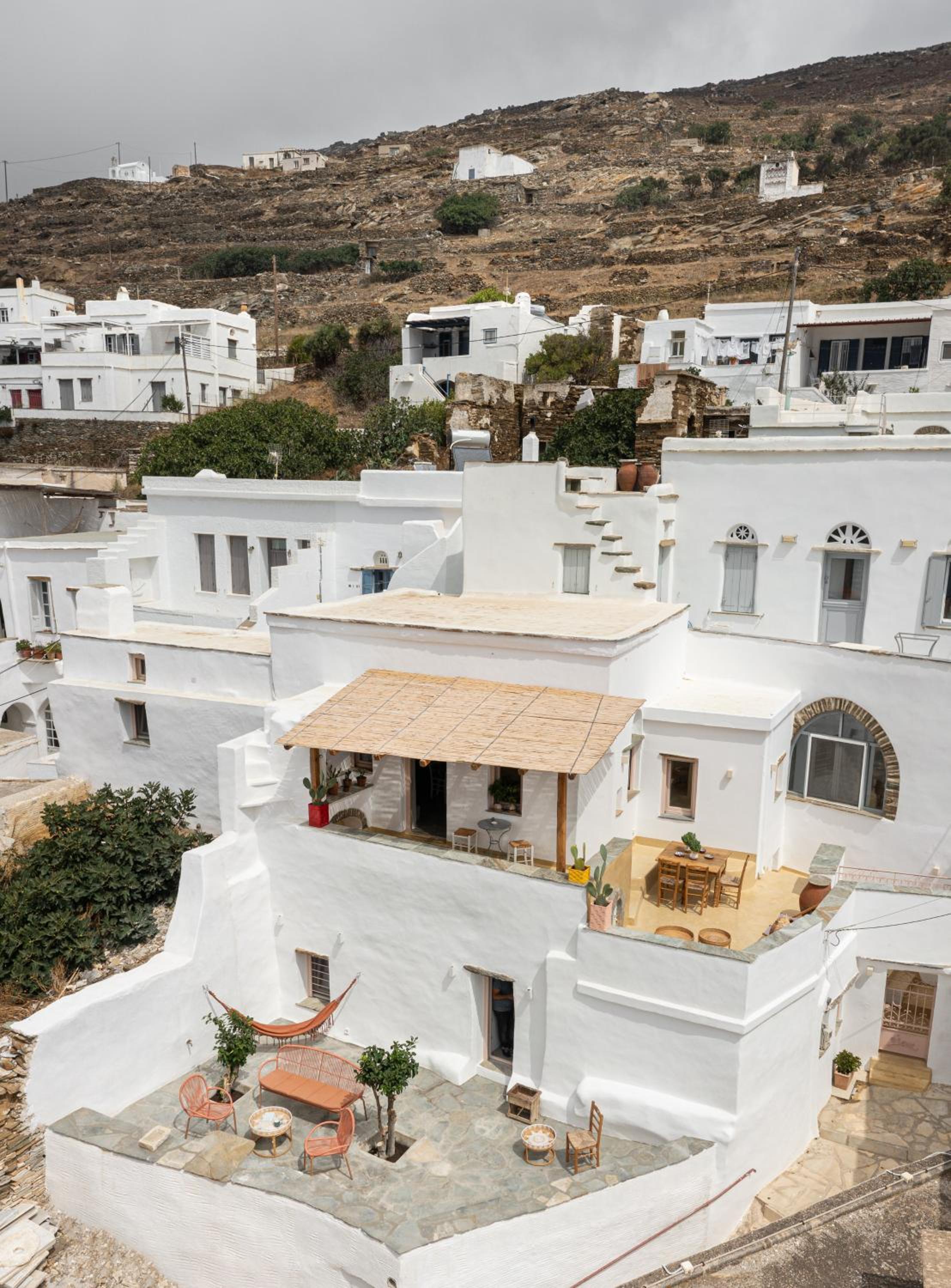 Th_eros House