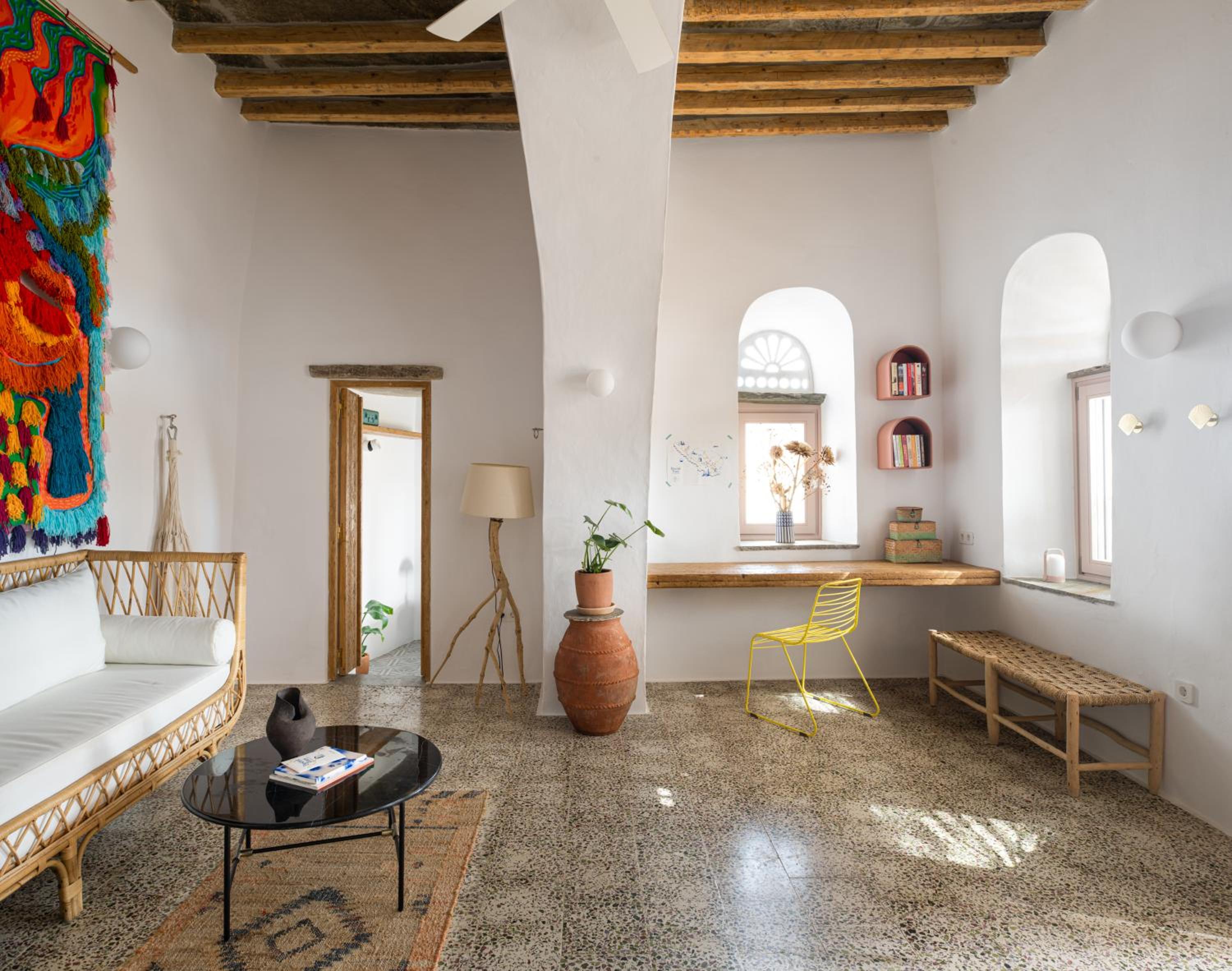 Th_eros House