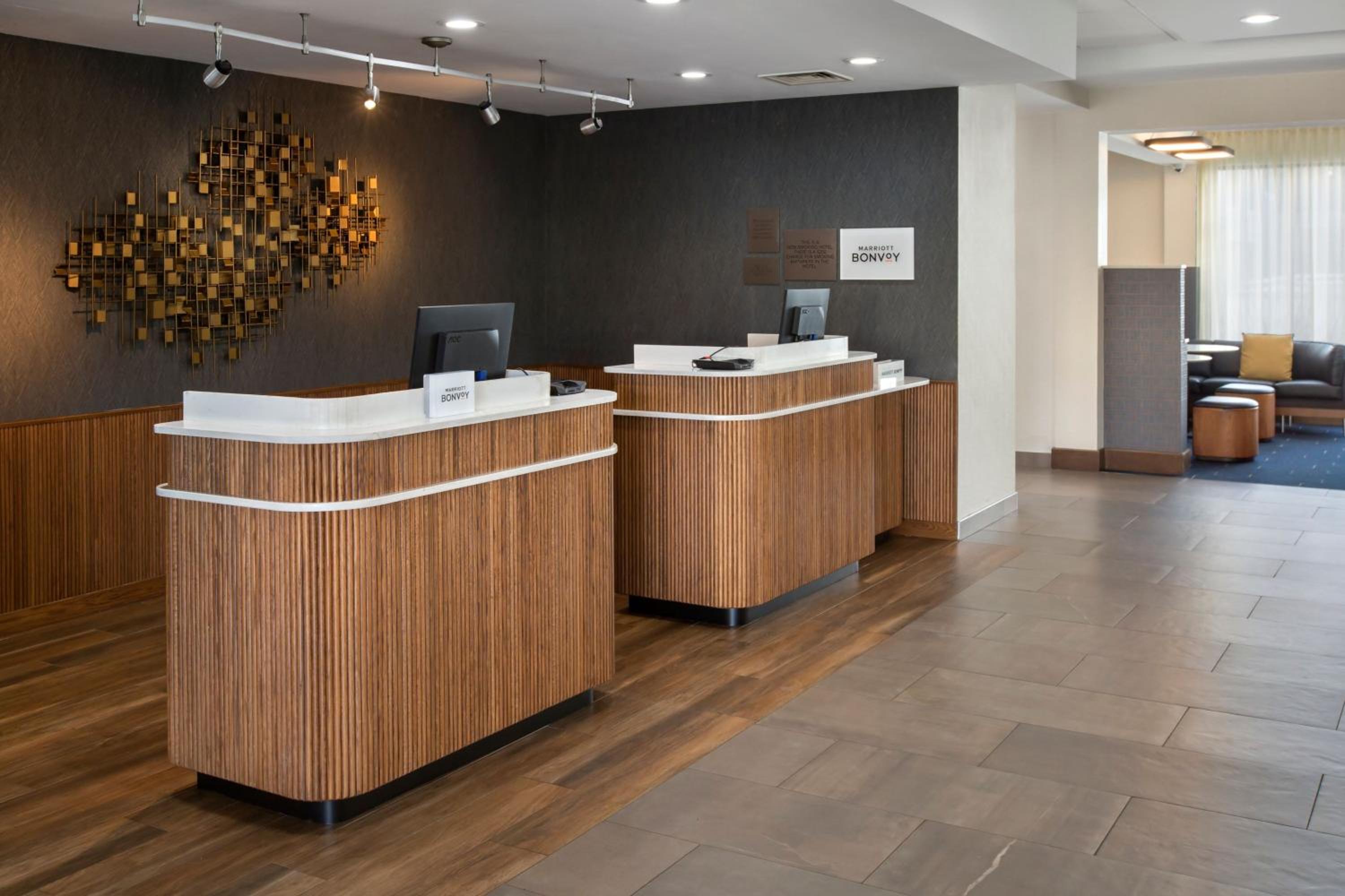 Gulf Shores Vacations - Courtyard by Marriott New Haven Orange - Property Image 26