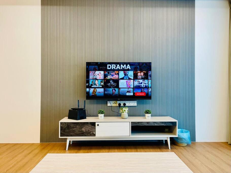Armadale Galacity2R2B w Netflix, 6pax YPM52 photo 7