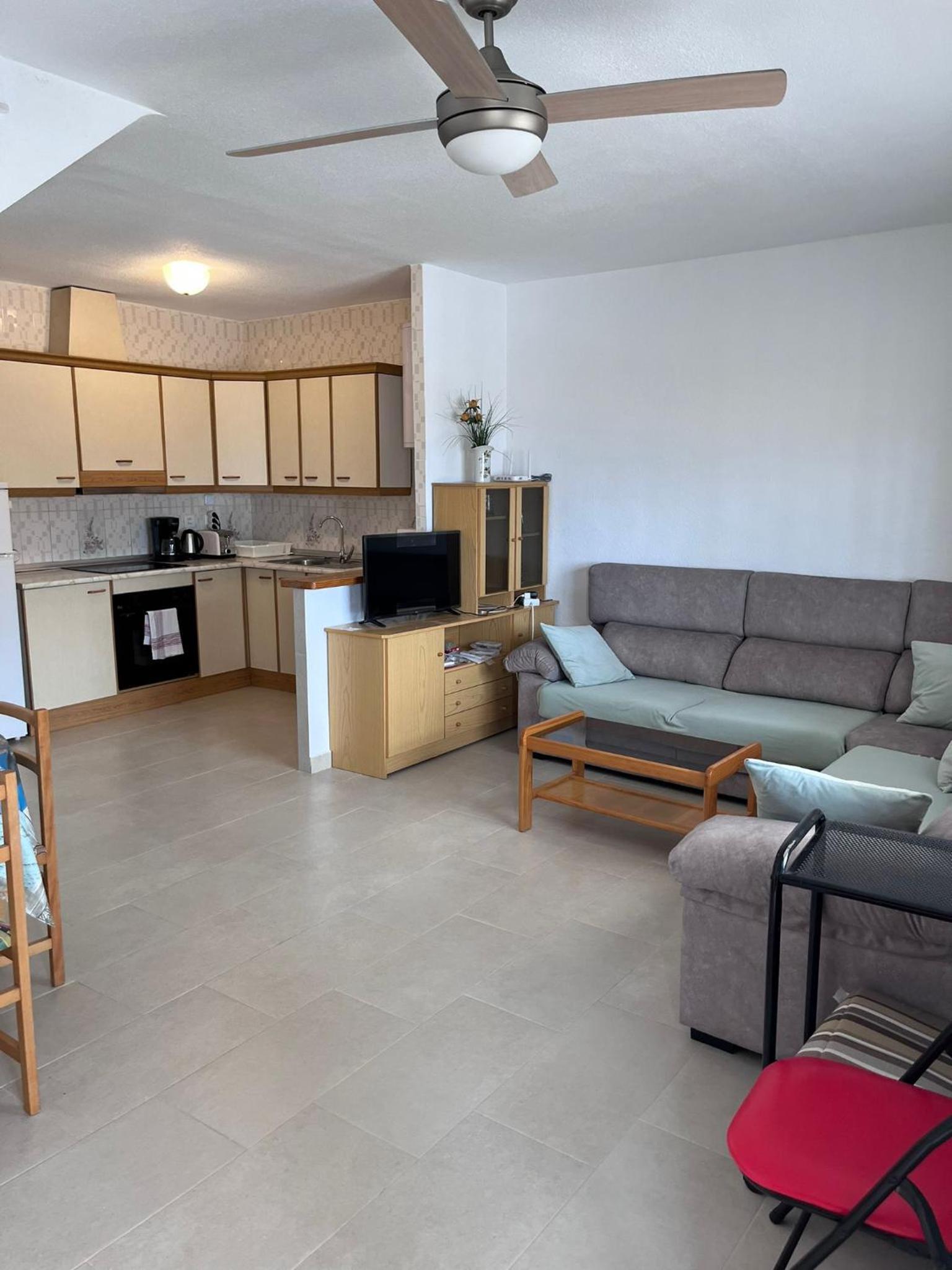 Fräsch duplex med havsutsikt