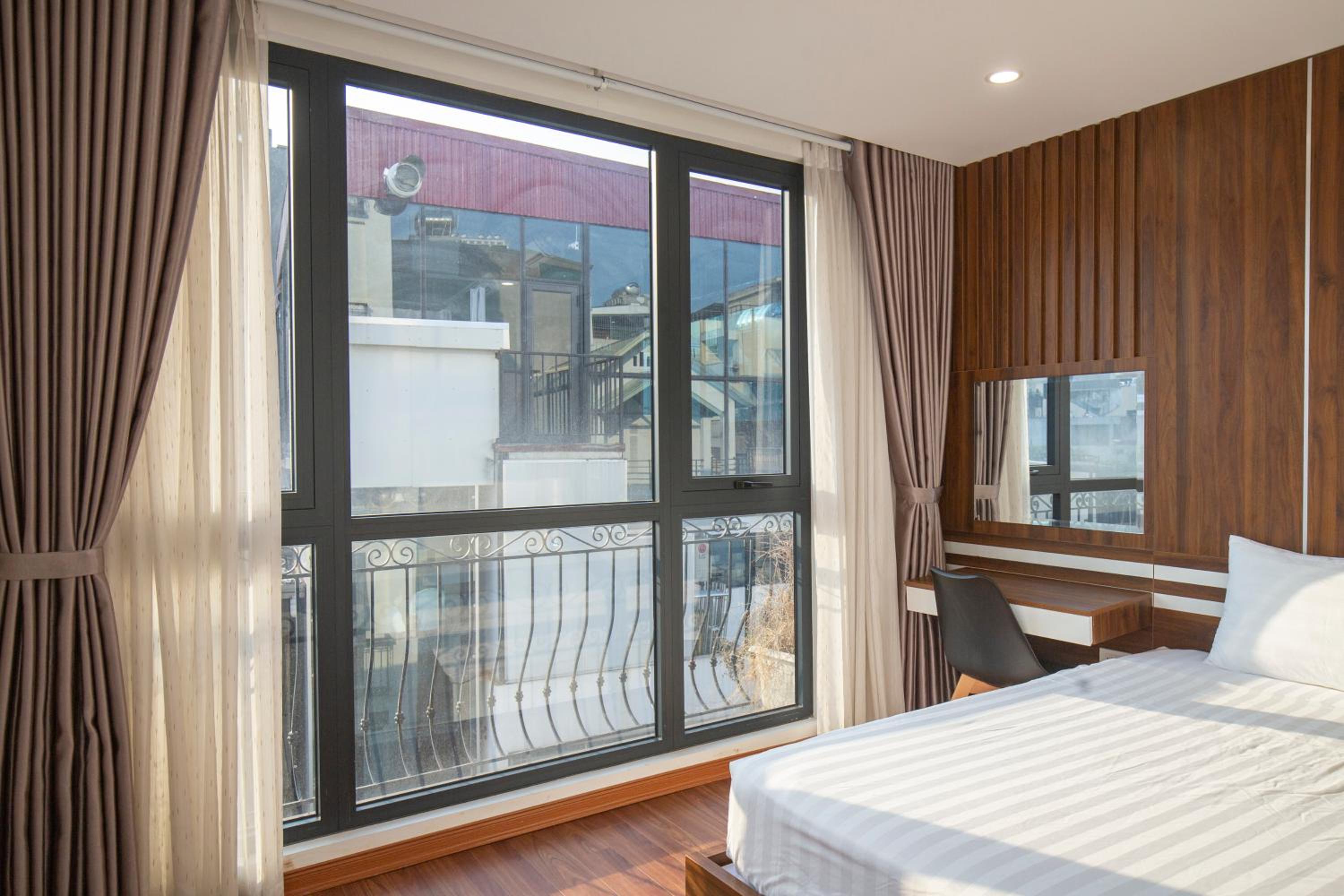 Sumitomo19 Serviced Apartment at Linh Lang