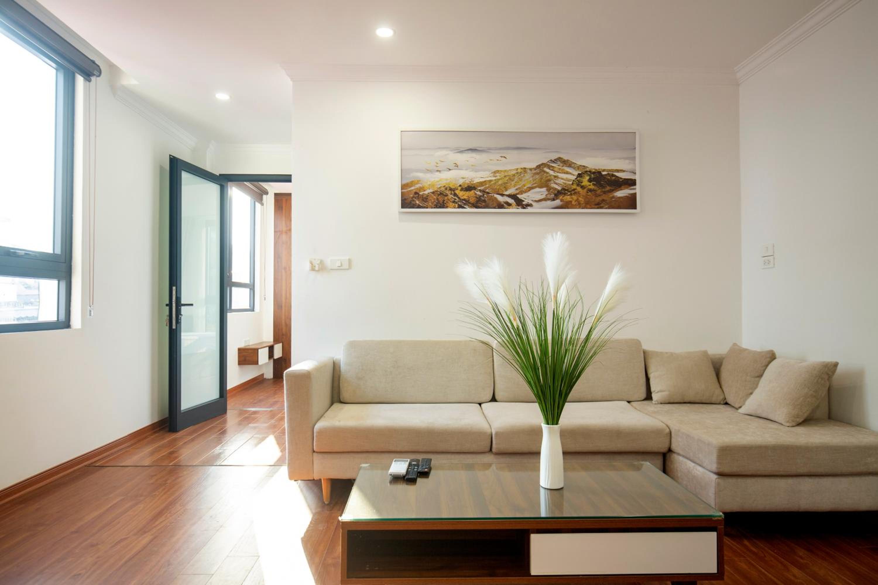 Sumitomo19 Serviced Apartment at Linh Lang