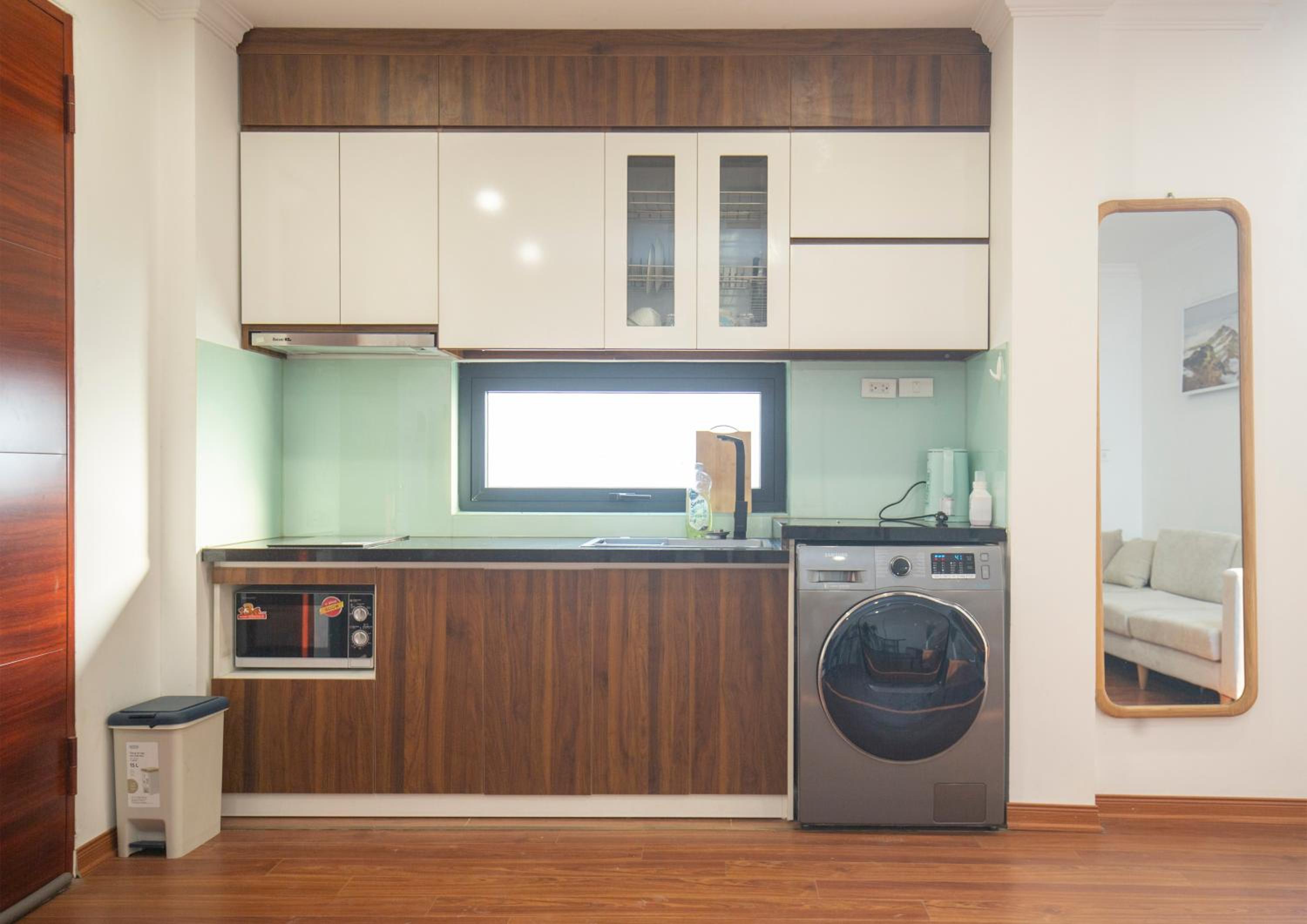 Sumitomo19 Serviced Apartment at Linh Lang