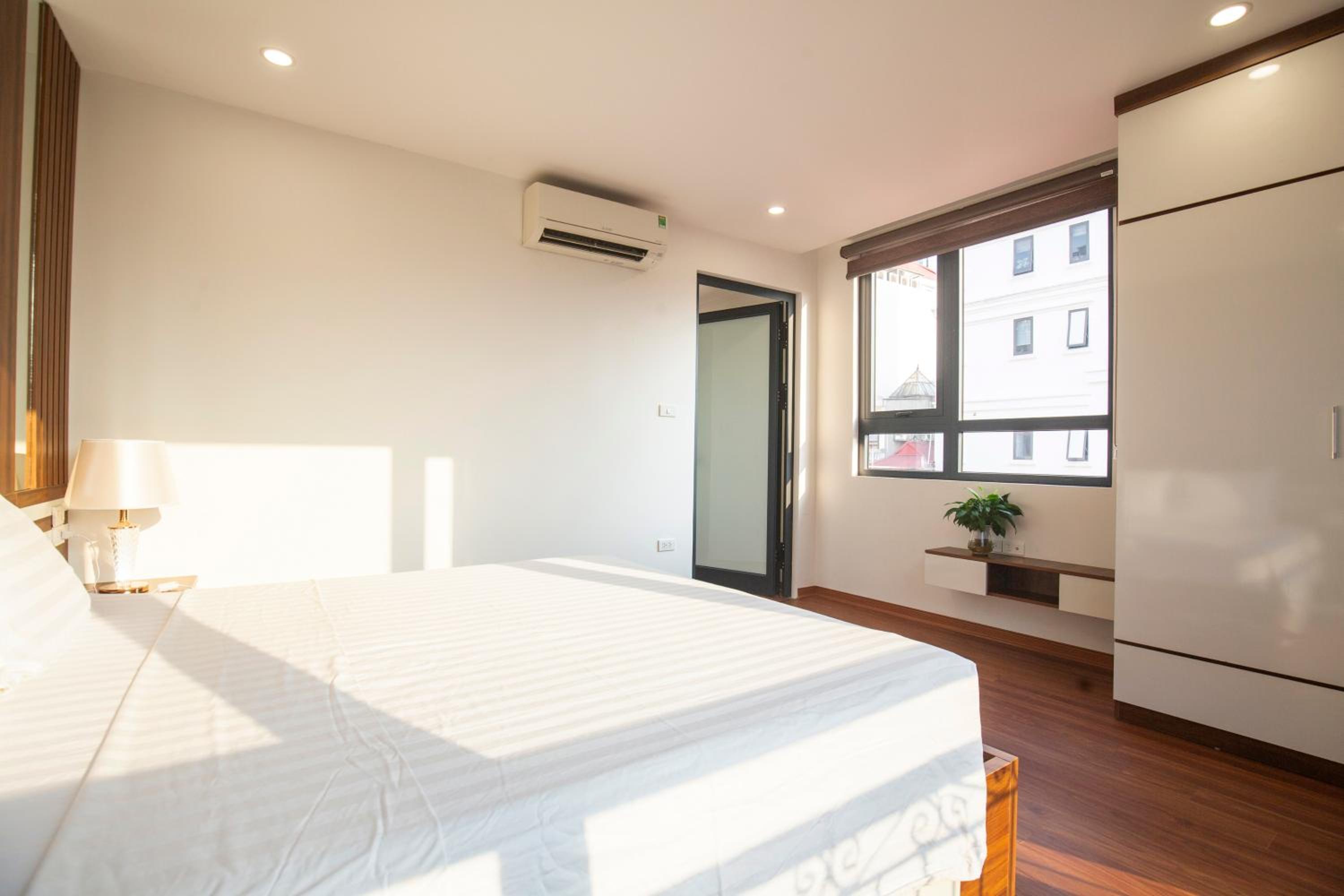 Sumitomo19 Serviced Apartment at Linh Lang