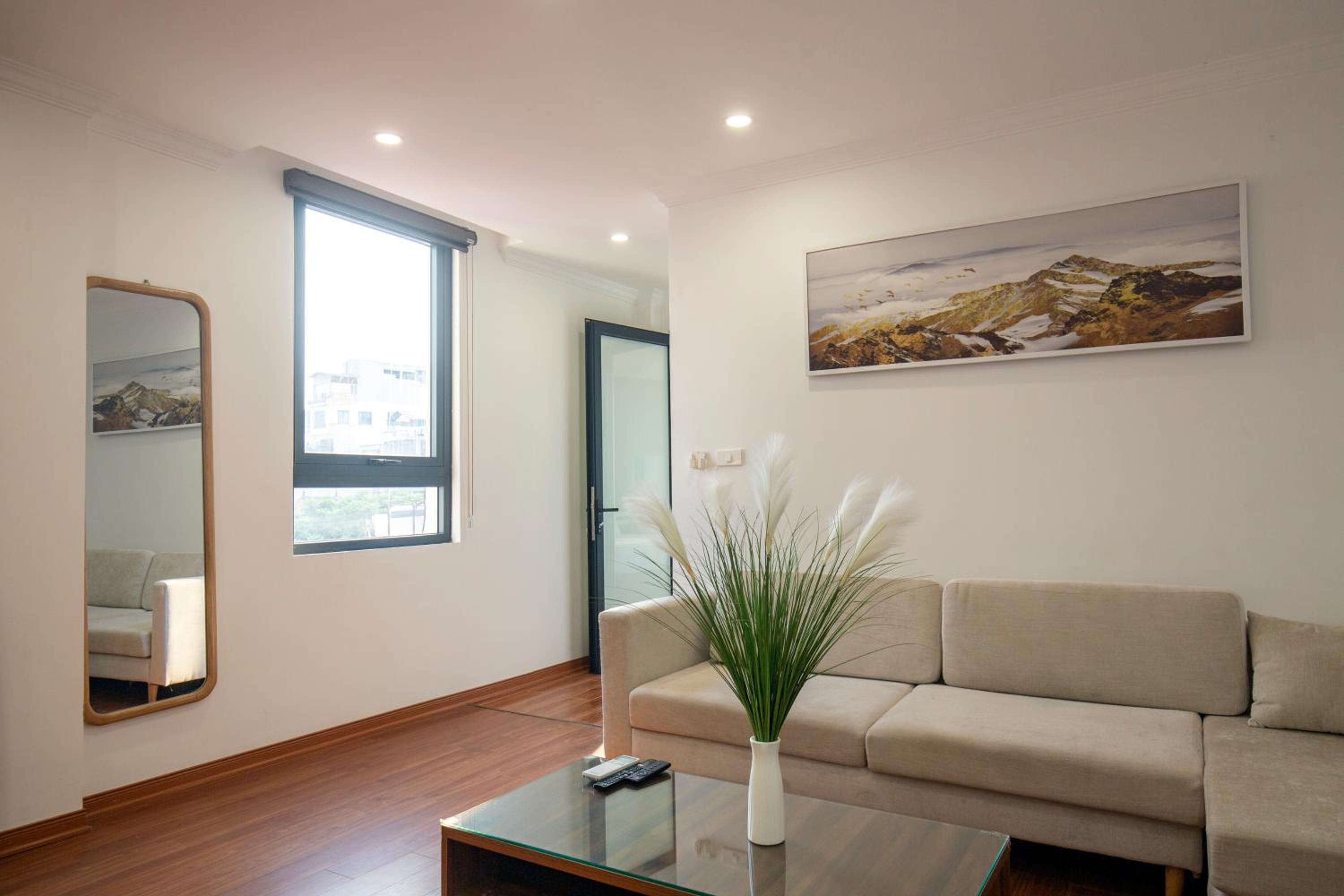 Sumitomo19 Serviced Apartment at Linh Lang