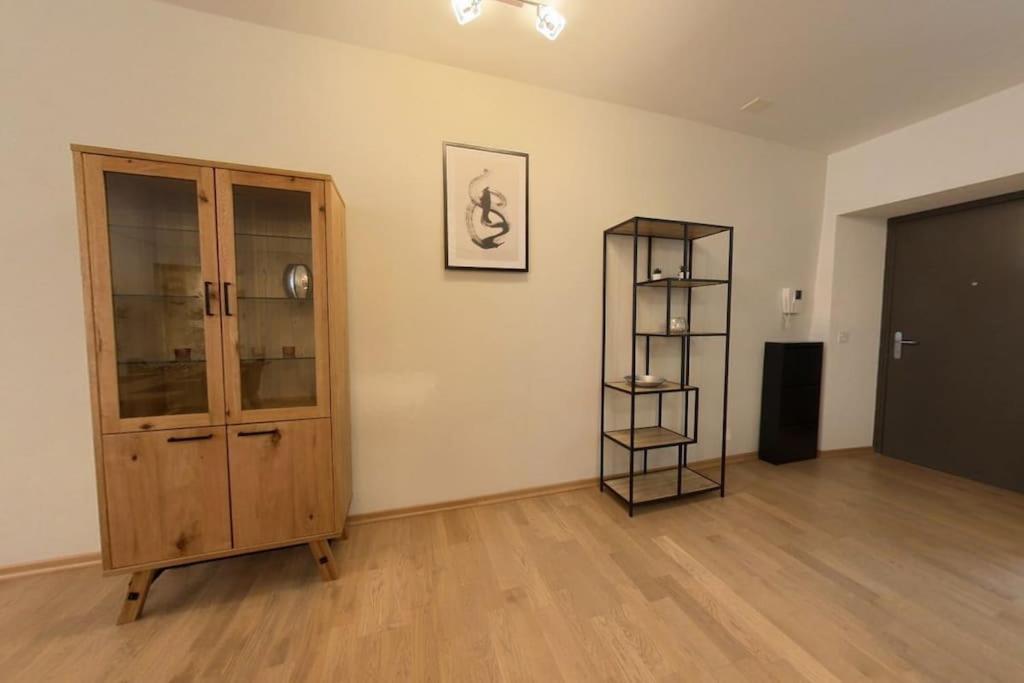 Charming 2-Bedroom Apartment in the Heart of Lausanne RSF2