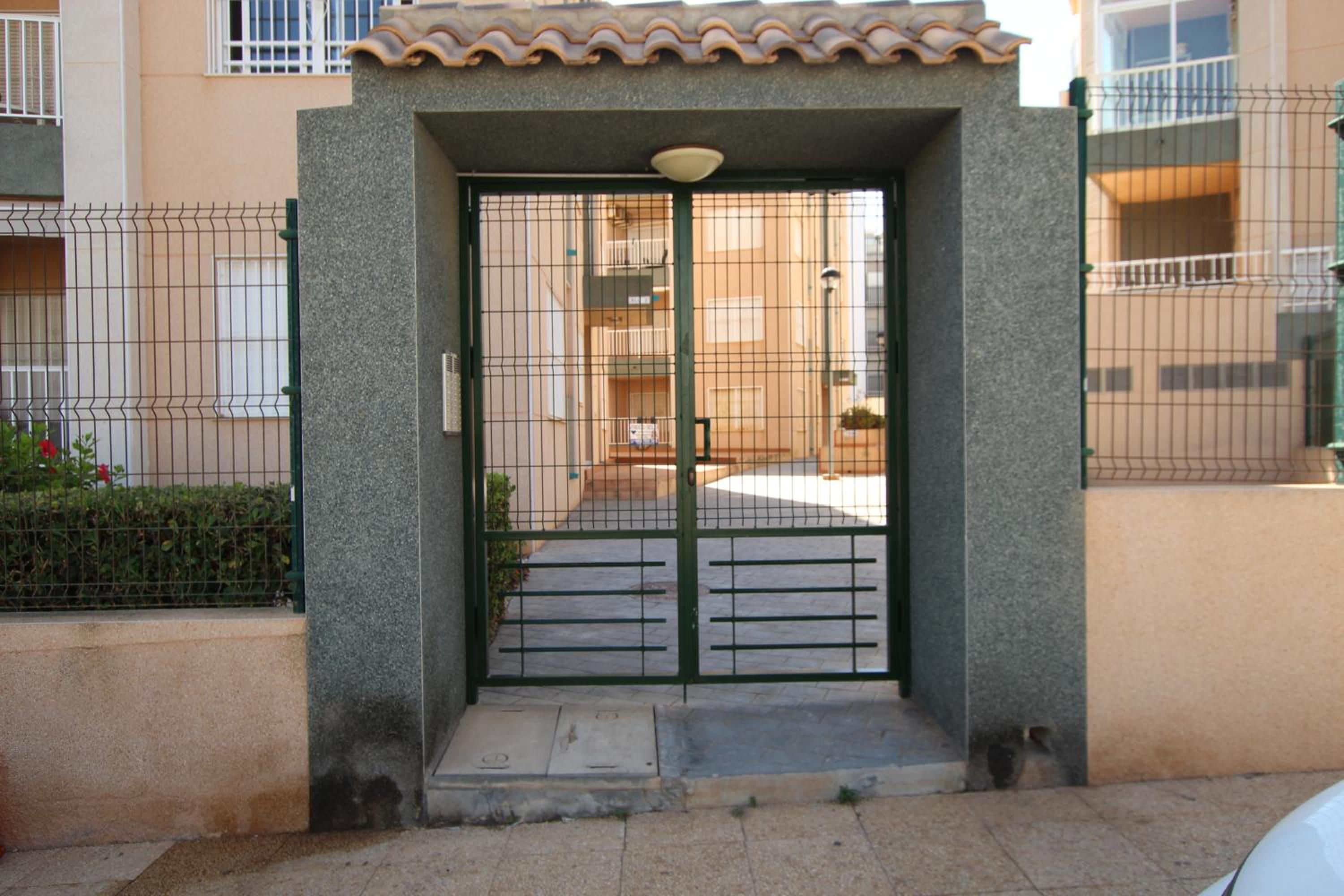 Apartamento con piscina Los Leandros