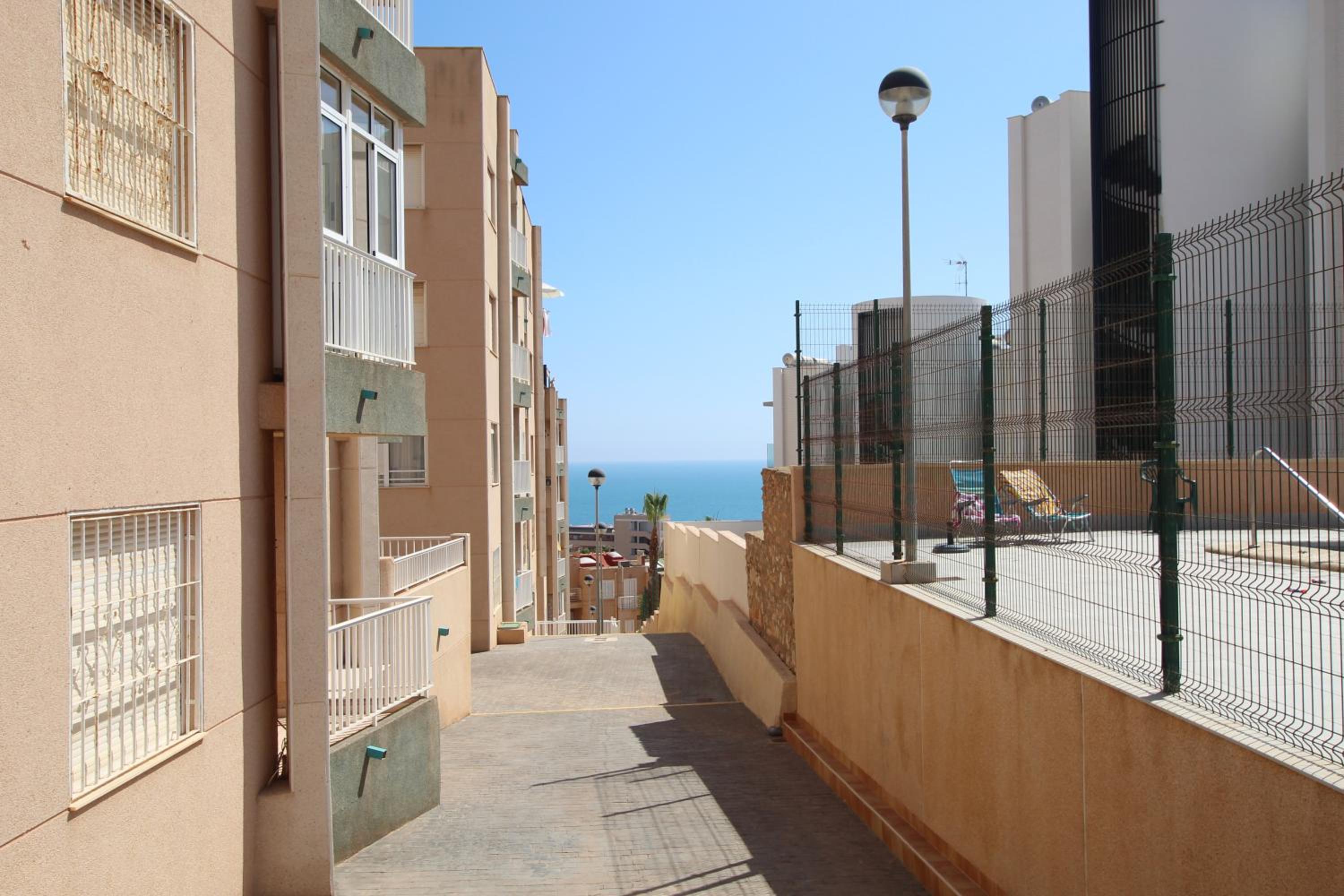 Apartamento con piscina Los Leandros