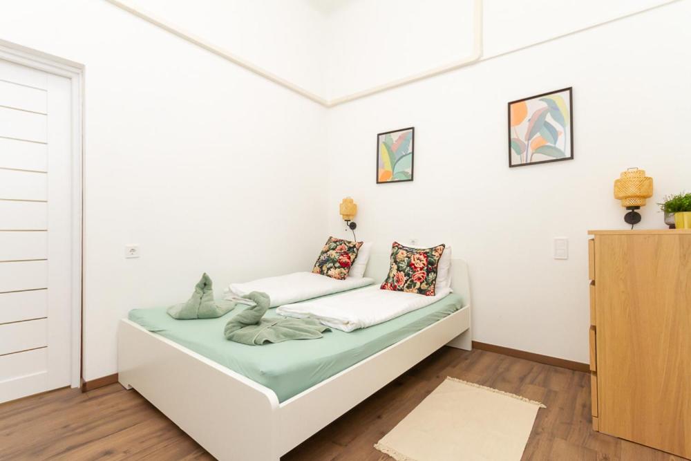Kertész Luxe Budapest by NW view 2