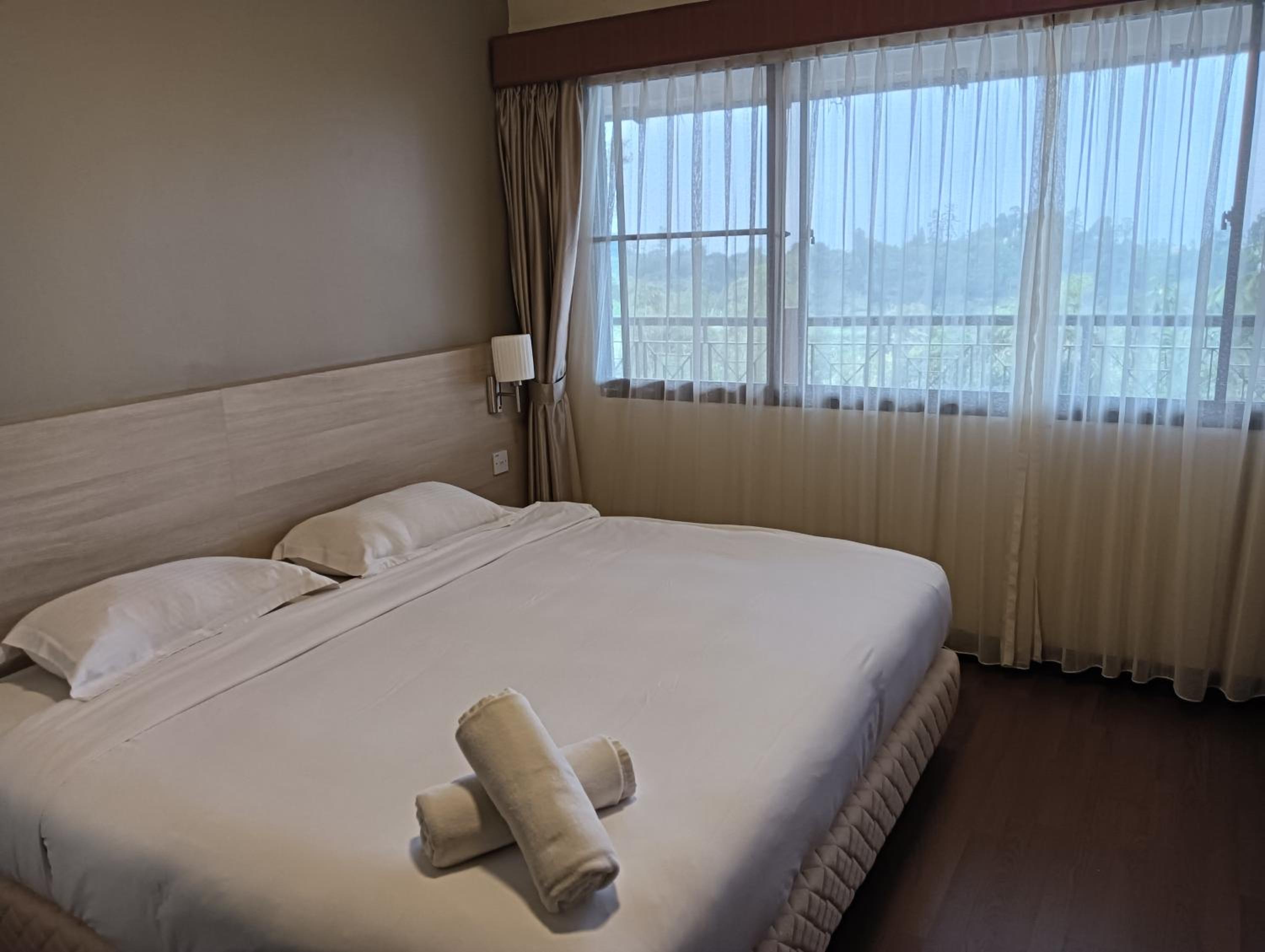 Cozy Nest 1 Bedroom Apartment at Equatorial Hill Resort photo 2