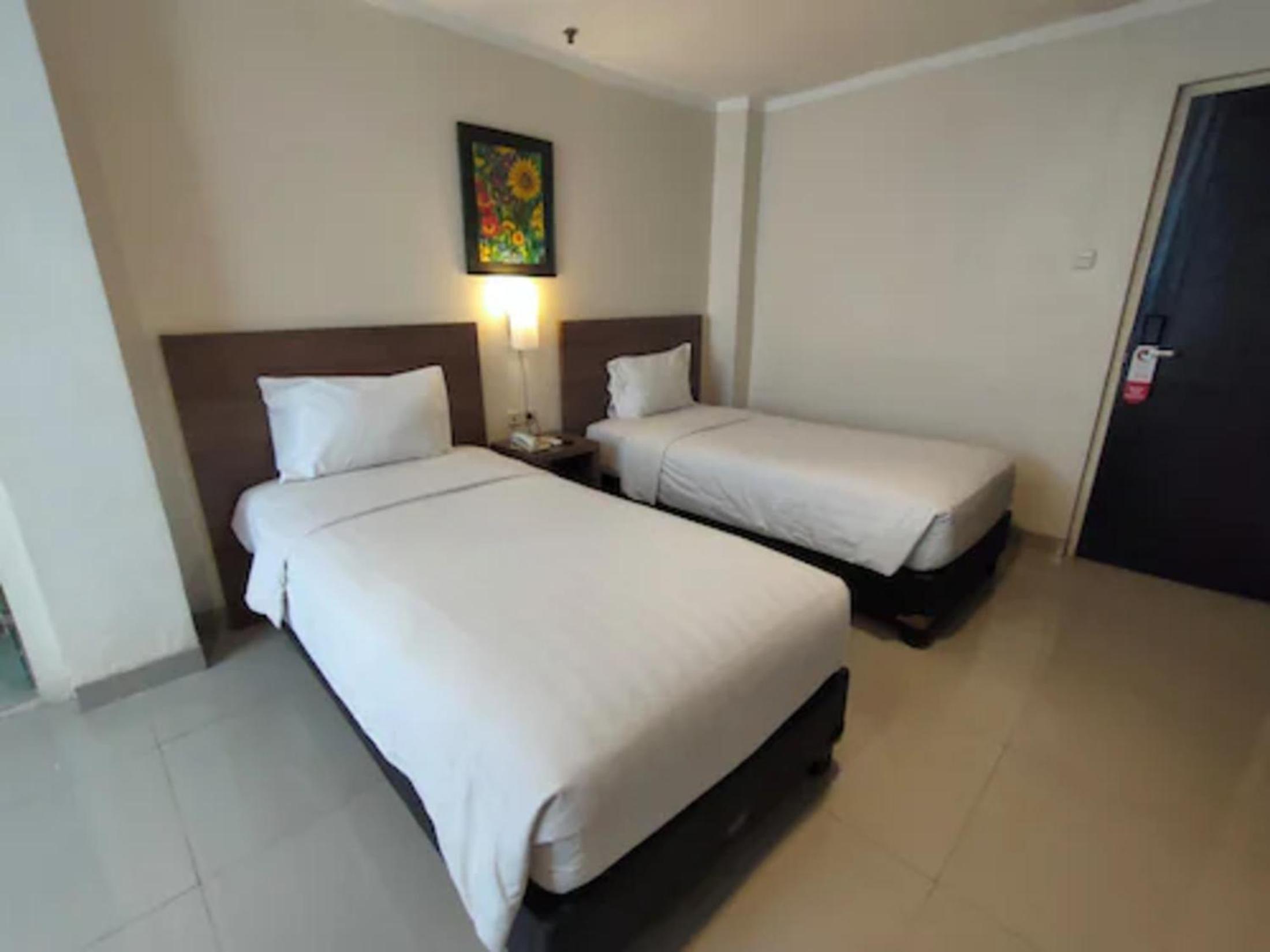 1O1 URBAN Jakarta Thamrin — photo 32