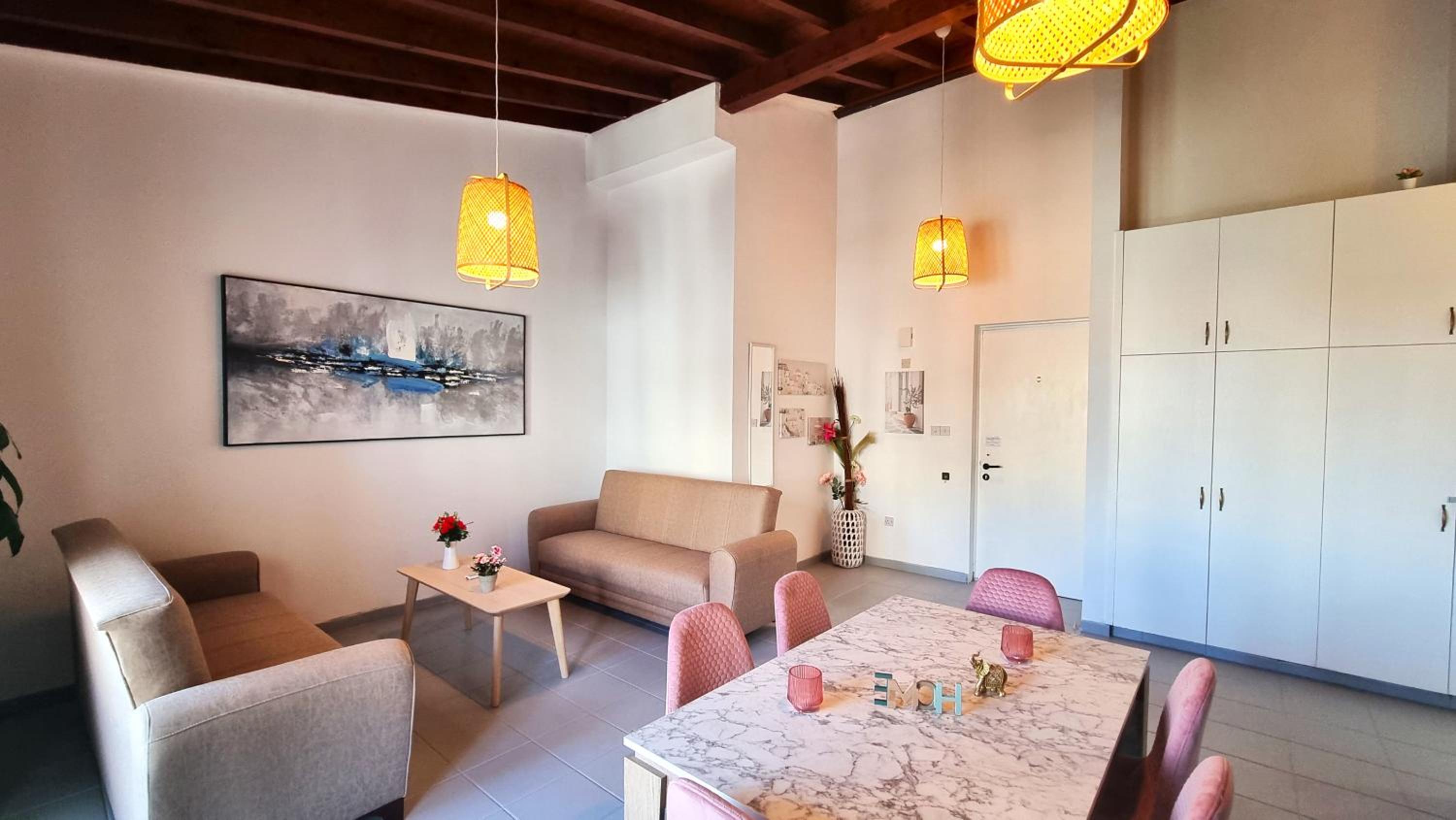 Lovely 1BR in Old Town - City Center & 4min to Beach